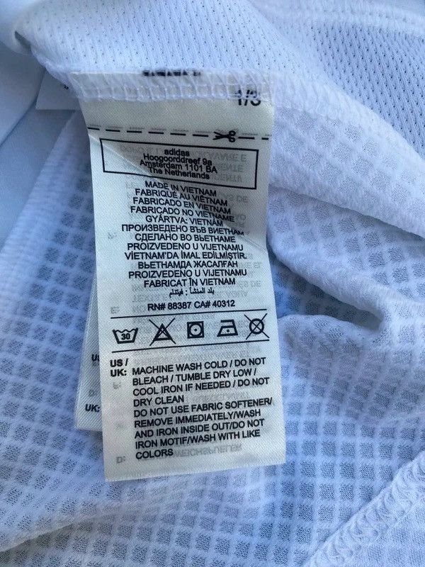 Adidas Adidas Real Madrid Mbappe long sleeve t-shirt size S Size US S / EU 44-46 / 1 - 4 Thumbnail