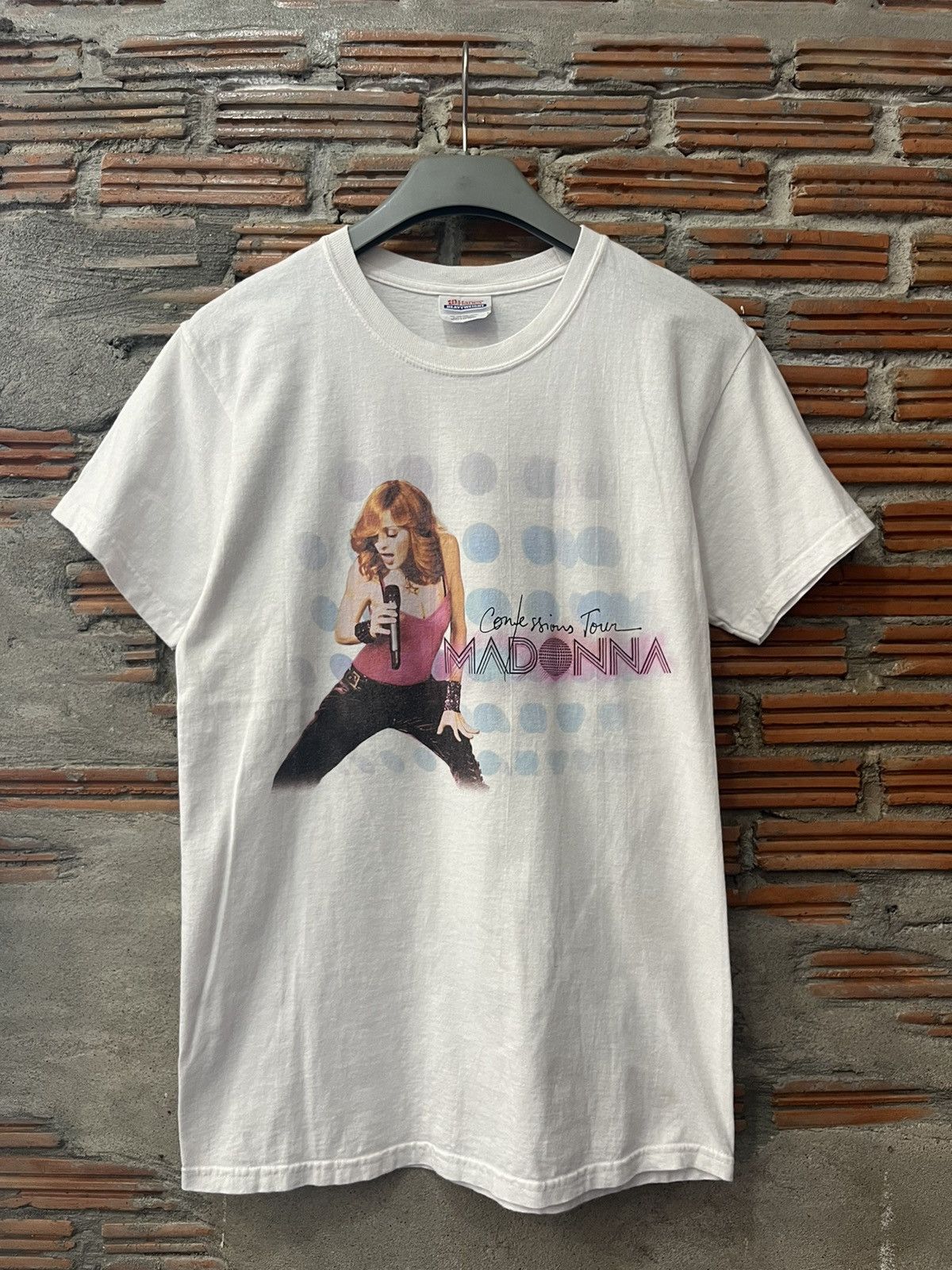 Band Tees Vintage MADONNA Confessions Tour 2006‘s Tshirt Size US S / EU 44-46 / 1 - 2 Thumbnail