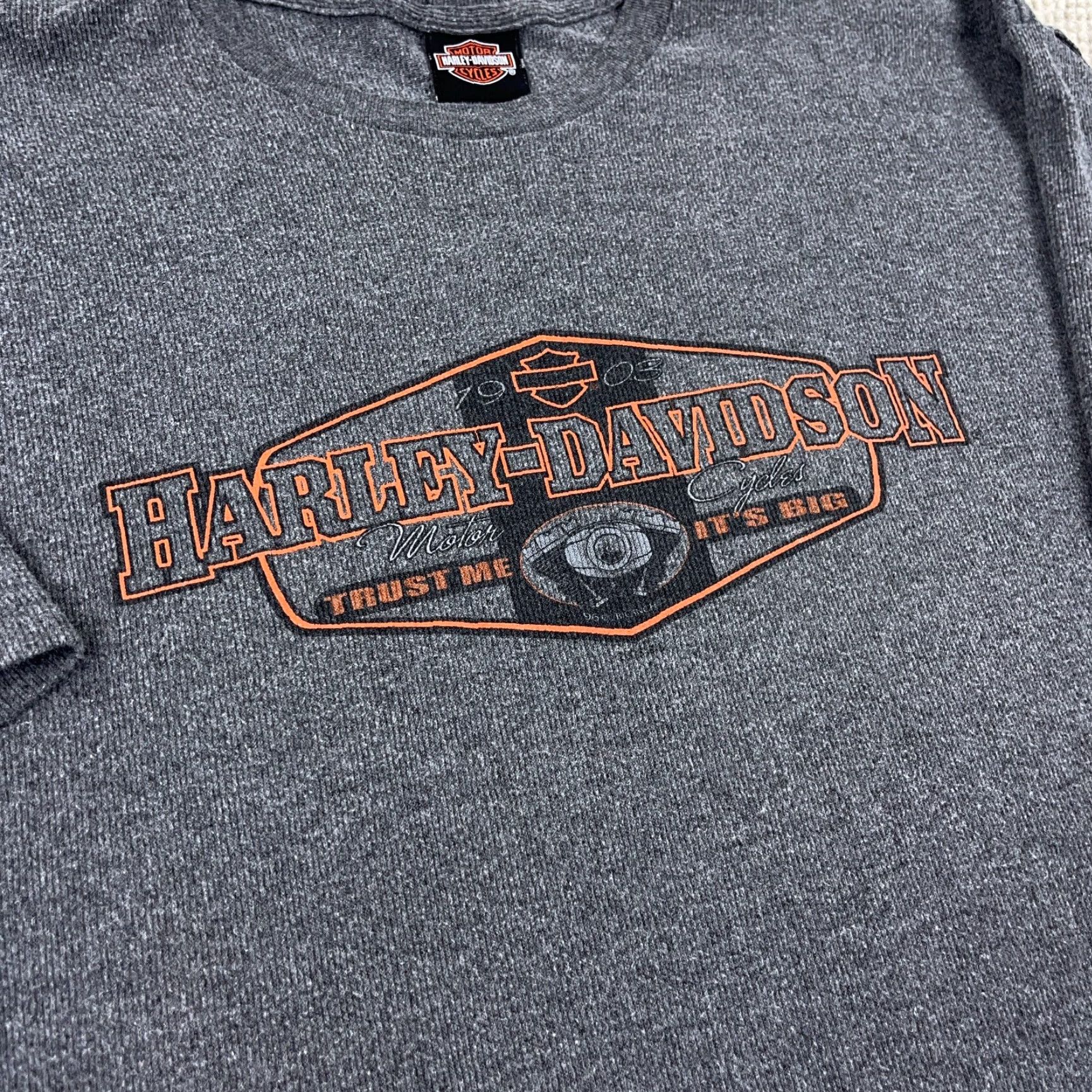 Harley Davidson VINTAGE Harley-Davidson Shirt Men 2XL Gray Crew Neck Graphic Print USA 80s Biker Tee Mens Size US XXL / EU 58 / 5 - 4 Thumbnail