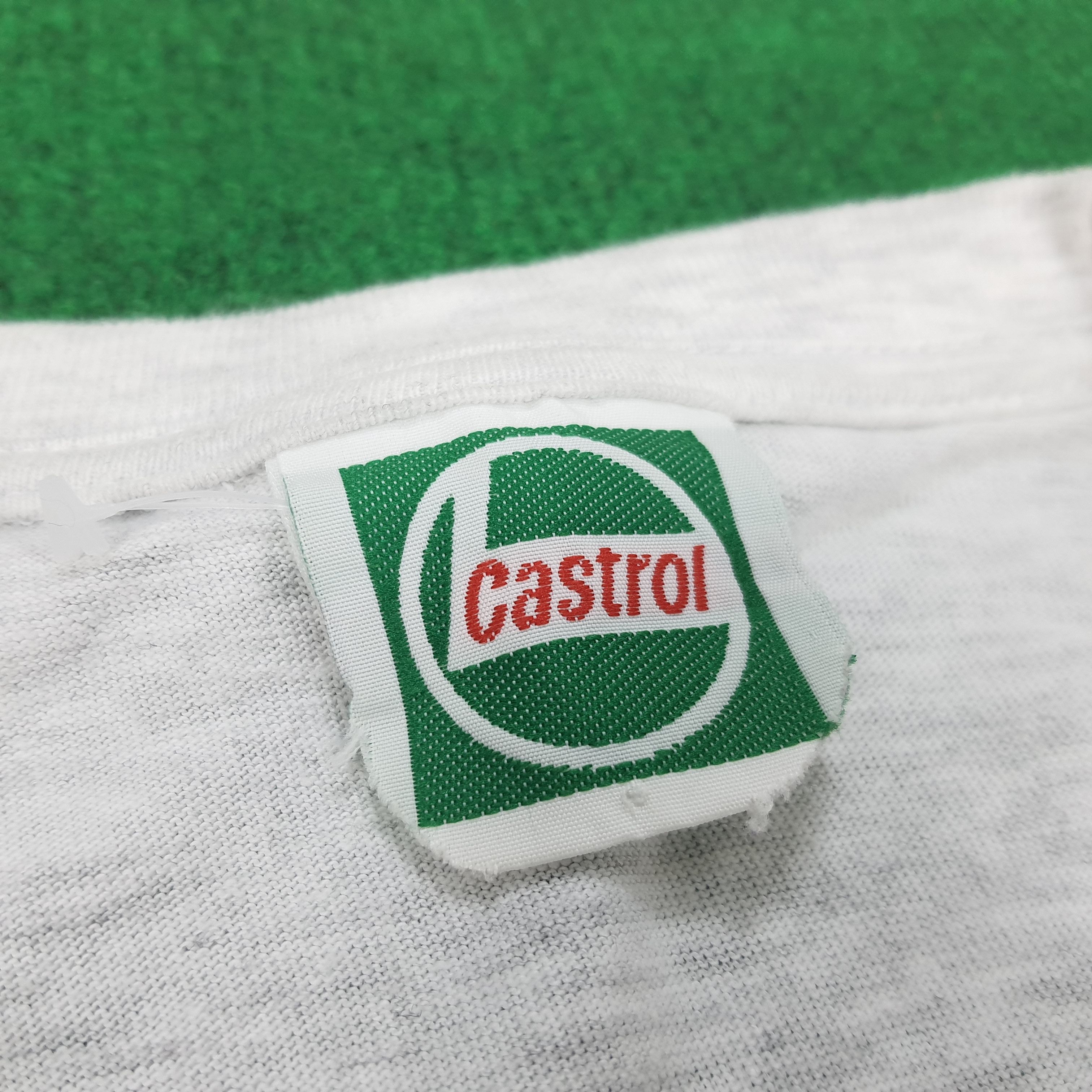 Vintage Vintage Castrol Racing Motor Oil Motorsports Tshirt Size US M / EU 48-50 / 2 - 5 Thumbnail