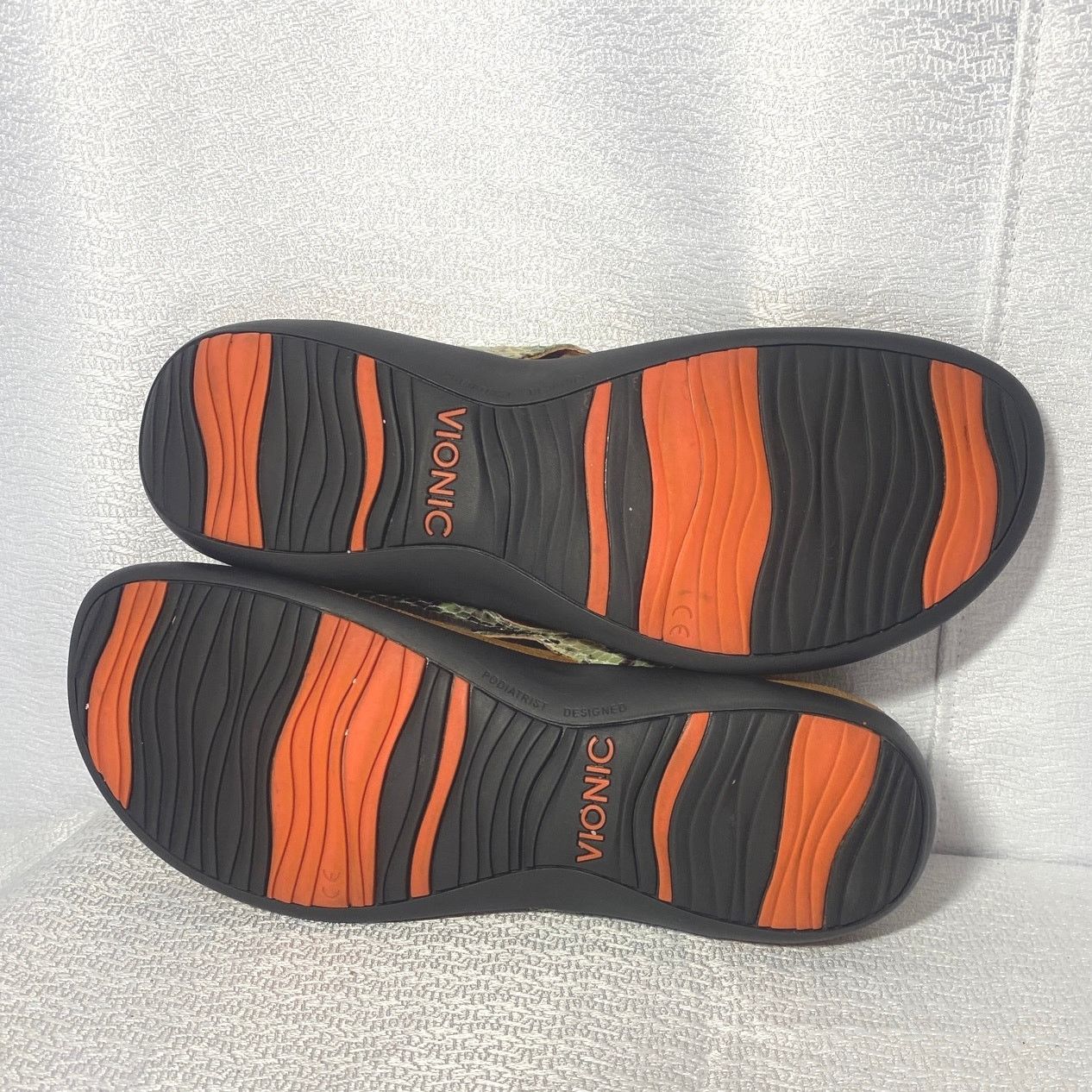 Vionic Vionic Lucia Flip Flops women sz 9 Size US 9 / IT 39 - 7 Thumbnail