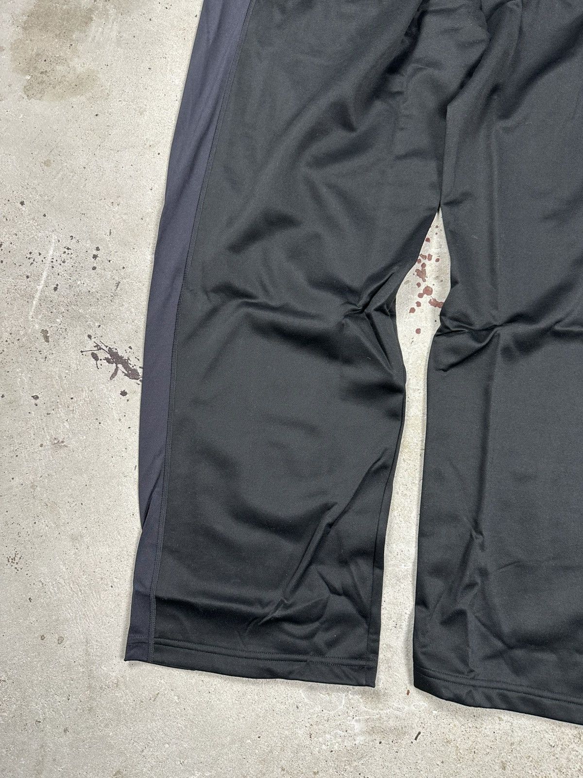 Oakley × Vintage 💥 NEW Vintage Y2K Oakley Track Pants Black Impact Baggy Size US 36 / EU 52 - 12 Thumbnail