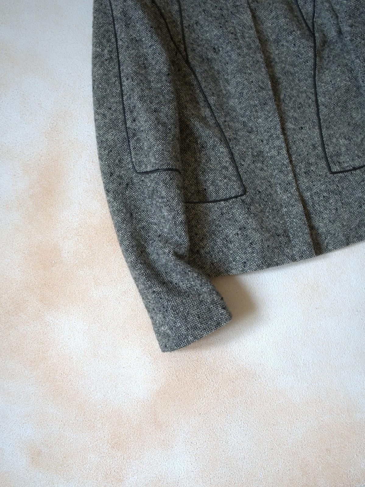 Alexander McQueen F/W 2004 Alexander McQueen Tweed Wool /W Leather Trim Jacket Size S / US 4 / IT 40 - 6 Thumbnail