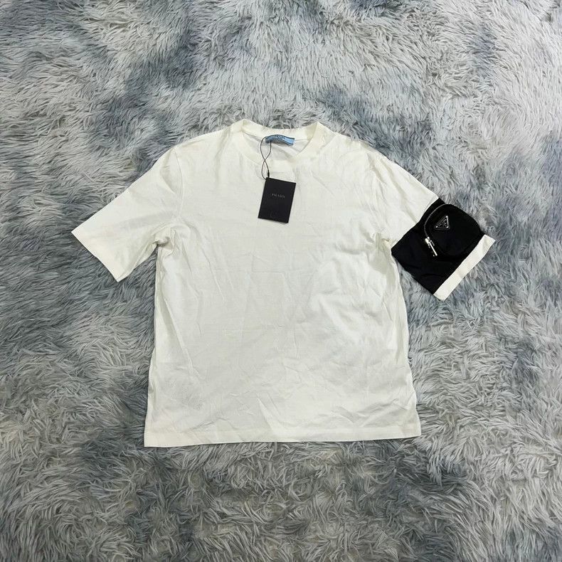 Prada Short Sleeve T-Shirt S - dmc