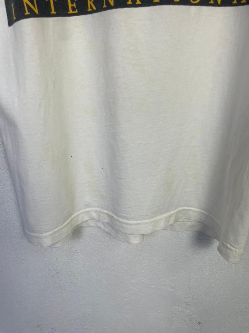 Designer Vintage Conservation International tee Size US M / EU 48-50 / 2 - 4 Thumbnail