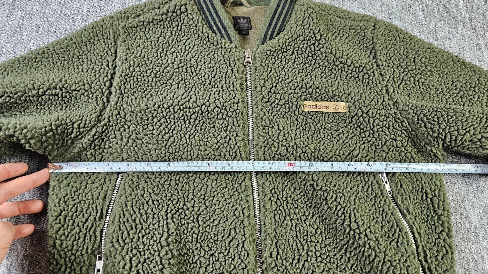 Adidas Adidas Vintage 90s Teddy Fleece Cropped Boxy Y2K Olive Size L / US 10 / IT 46 - 11 Thumbnail
