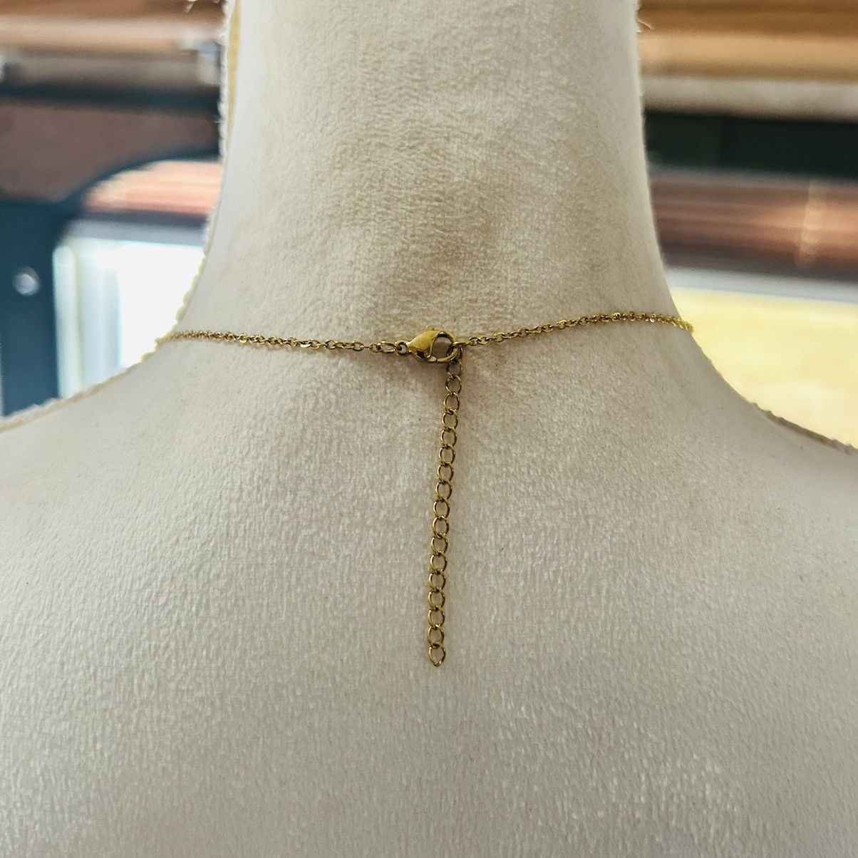 Handmade Handcrafted vintage dangle clear rhinestone pendant necklace Size ONE SIZE - 4 Thumbnail