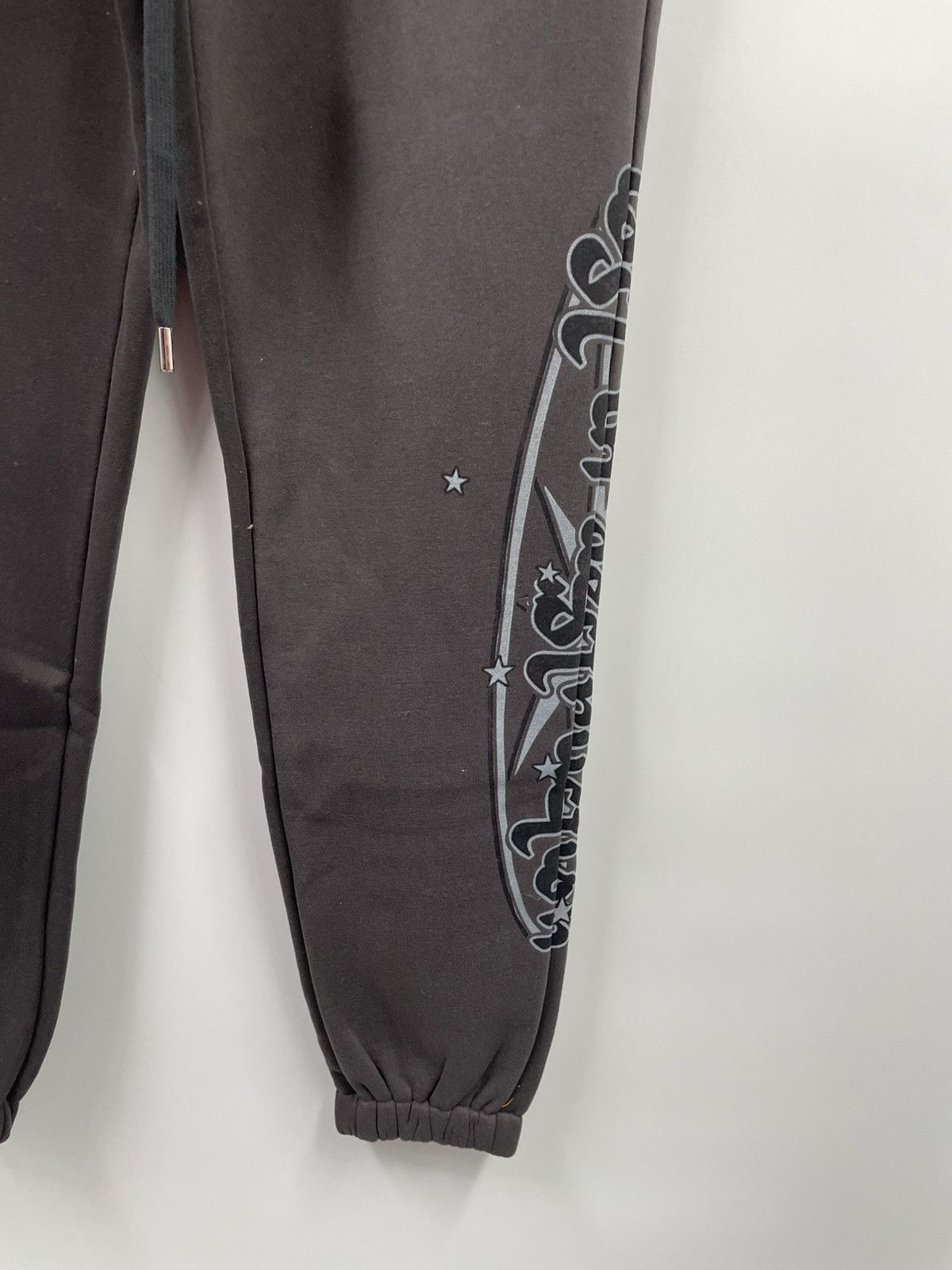 RETROVERT Retrovert FW23 Made for the Future Grey Sweatpants Small Size US 30 / EU 46 - 5 Thumbnail