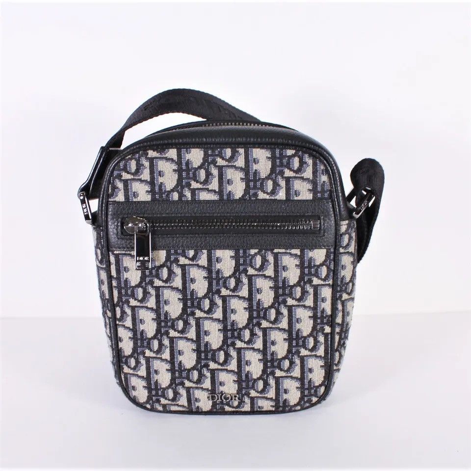 Dior Authentic Christian Dior Oblique Blue Beige Crossbody Bag Size ONE SIZE - 1 Thumbnail