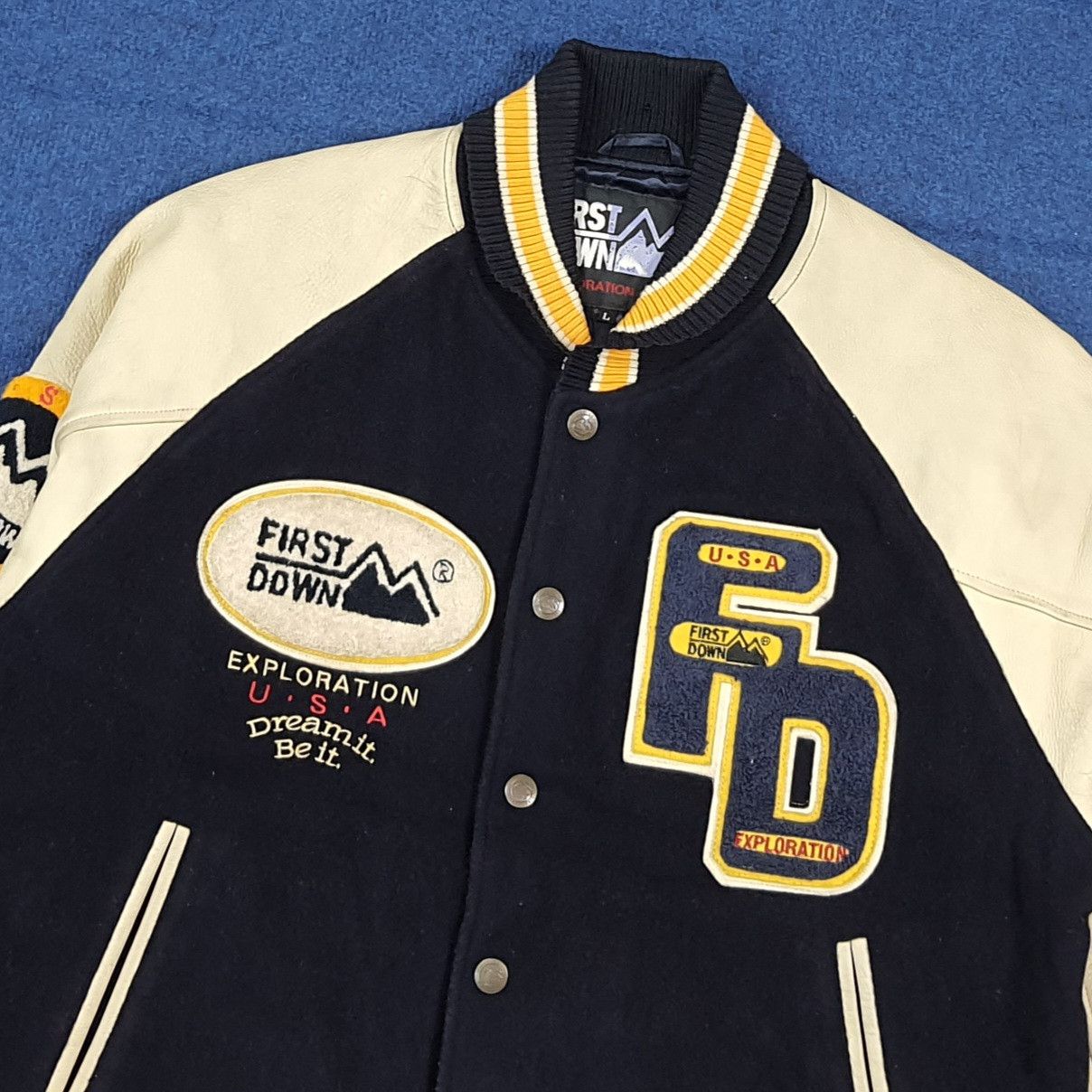 Vintage Vintage First Down Exploration USA Letterman Jacket C291N34 Size US L / EU 52-54 / 3 - 2 Thumbnail