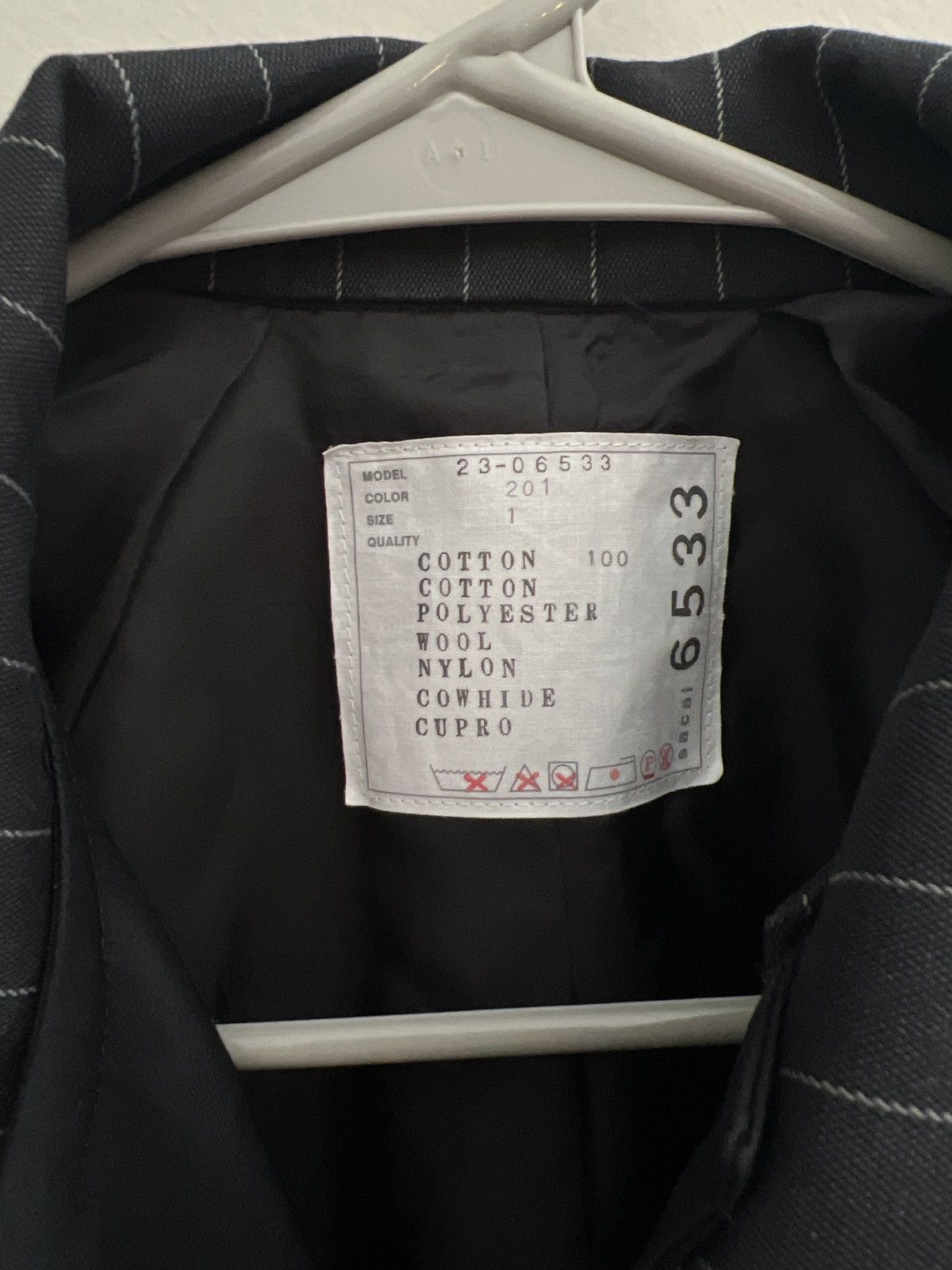 Sacai Sacai Navy Chalk Stripe Jacket — FW2023 | Size 1 Size XS / US 0-2 / IT 36-38 - 4 Thumbnail