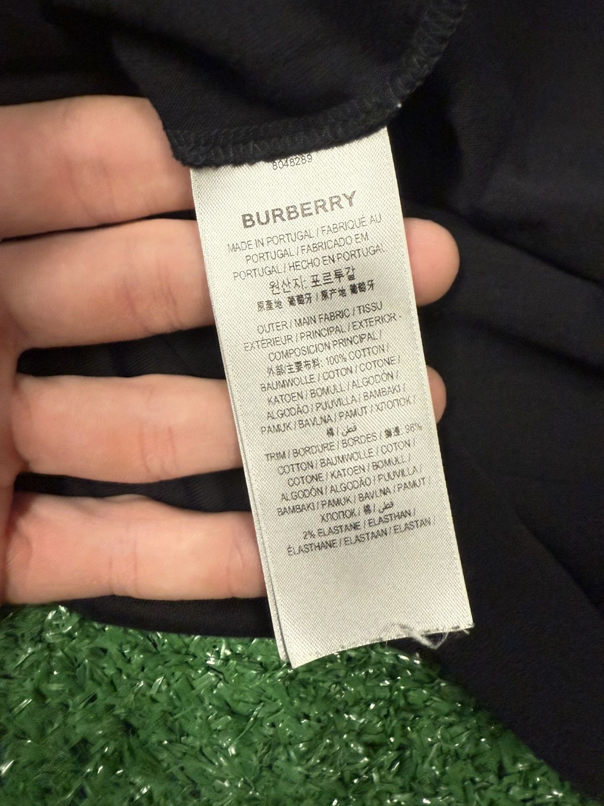 Burberry Burberry tee shirt sz large Size US L / EU 52-54 / 3 - 4 Thumbnail