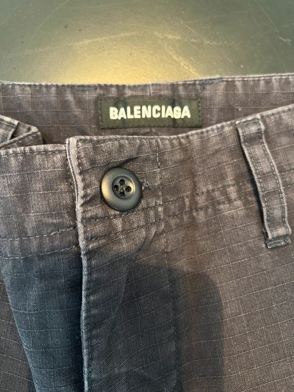Balenciaga Balenciaga ripstop Cargo Pants Black Size US 30 / EU 46 - 2 Thumbnail
