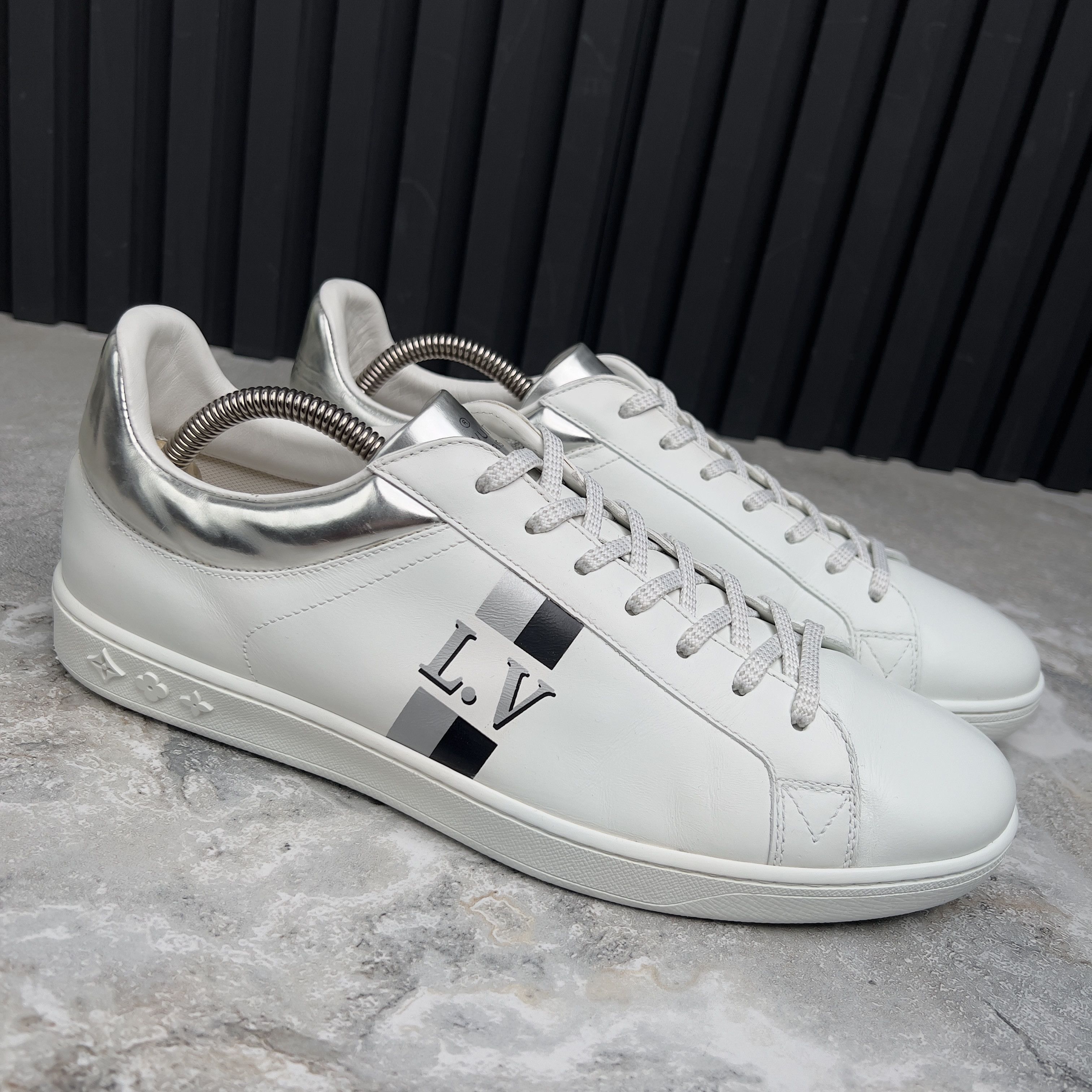 Louis Vuitton Louis Vuitton Luxembourg Sneakers Logo Leather Size US 8.5 / EU 41-42 - 5 Thumbnail