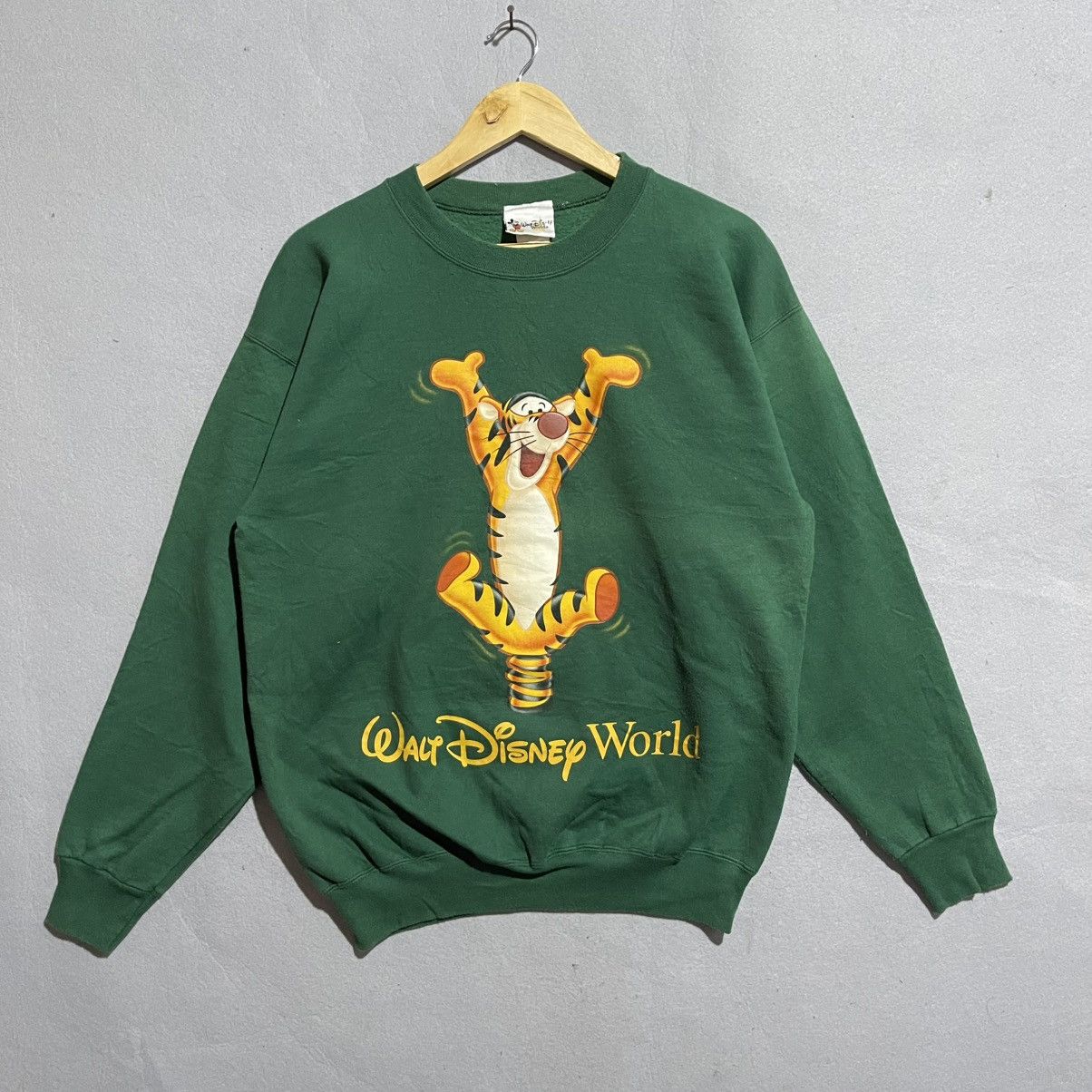 Disney Vintage 90s Walt Disney World Tigger Sweatshirt – Green Size US L / EU 52-54 / 3 - 1 Thumbnail