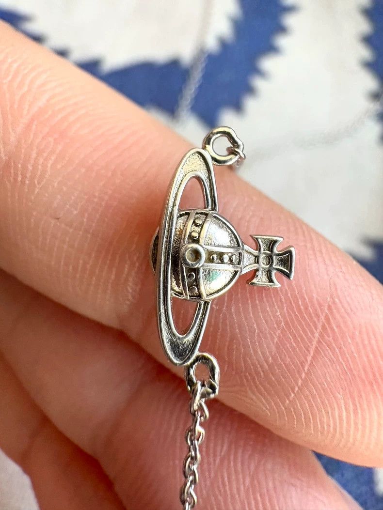 Vivienne Westwood Vivienne Westwood Vintage Small Saturn Necklace Size ONE SIZE - 6 Thumbnail