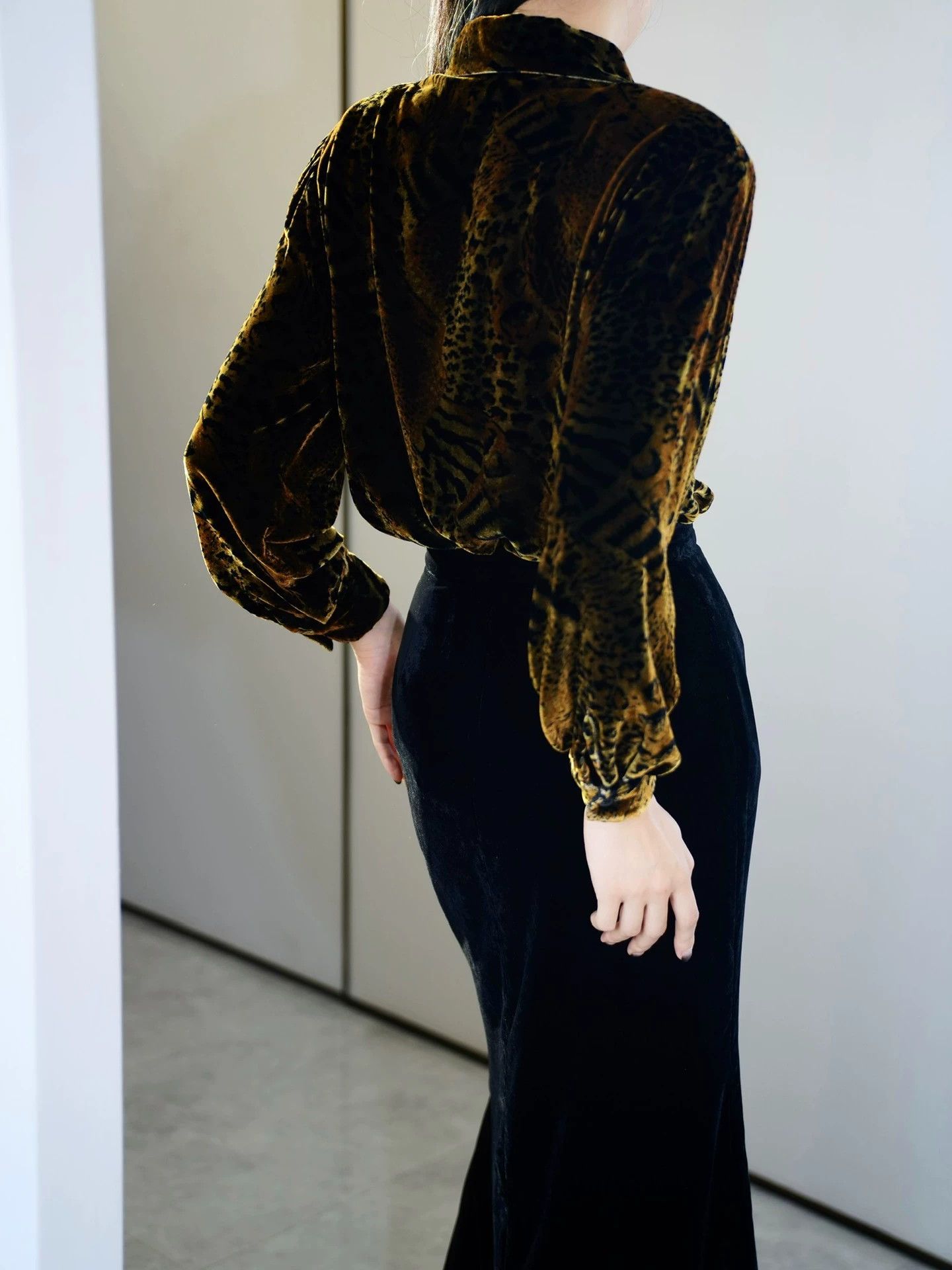 Vintage Vintage Niche Silk Velvet Animal Print Shirt (Pads) Size M / US 6-8 / IT 42-44 - 3 Thumbnail