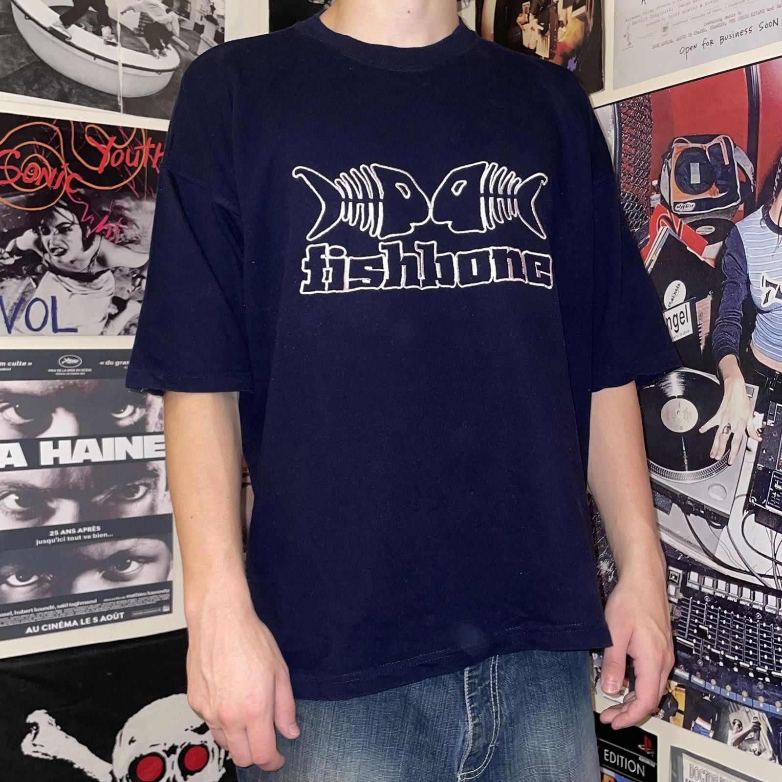 Survival of the Fashionest Fishbone 90s Embroidered T-Shirt XXL Size US XXL / EU 58 / 5 - 6 Thumbnail