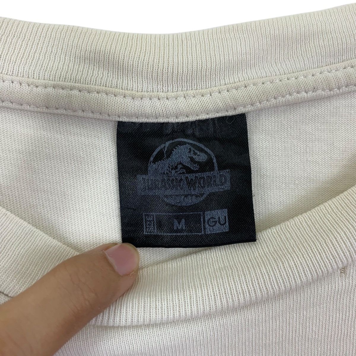 Vintage GU x JURASSIC PARK WOLRD Movie Film Dinosaur Tee Shirt Top Size M / US 6-8 / IT 42-44 - 5 Thumbnail