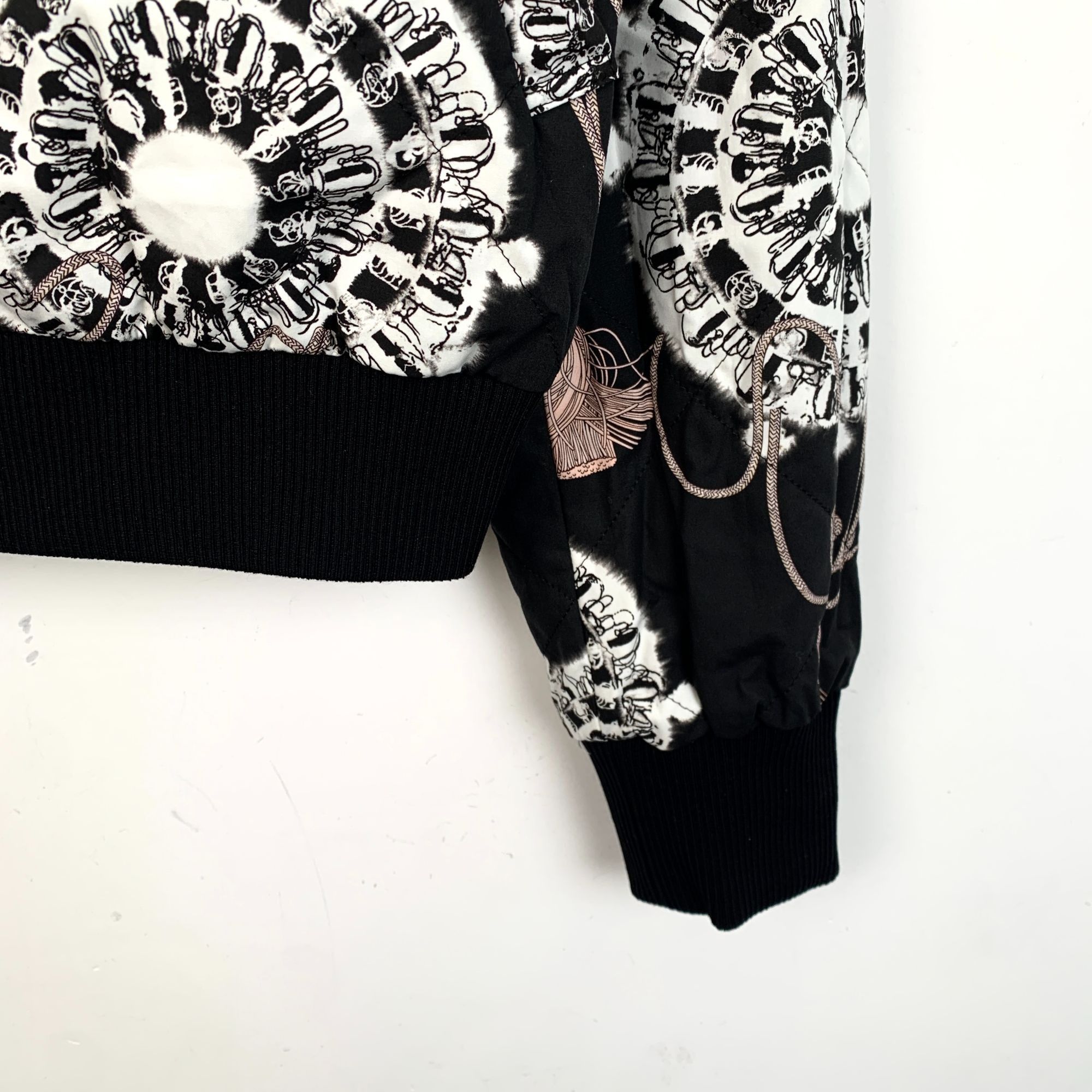 Hermes Reversible Bomber Jacket With Embroidered Floral Pattern & S Size XS / US 0-2 / IT 36-38 - 4 Thumbnail
