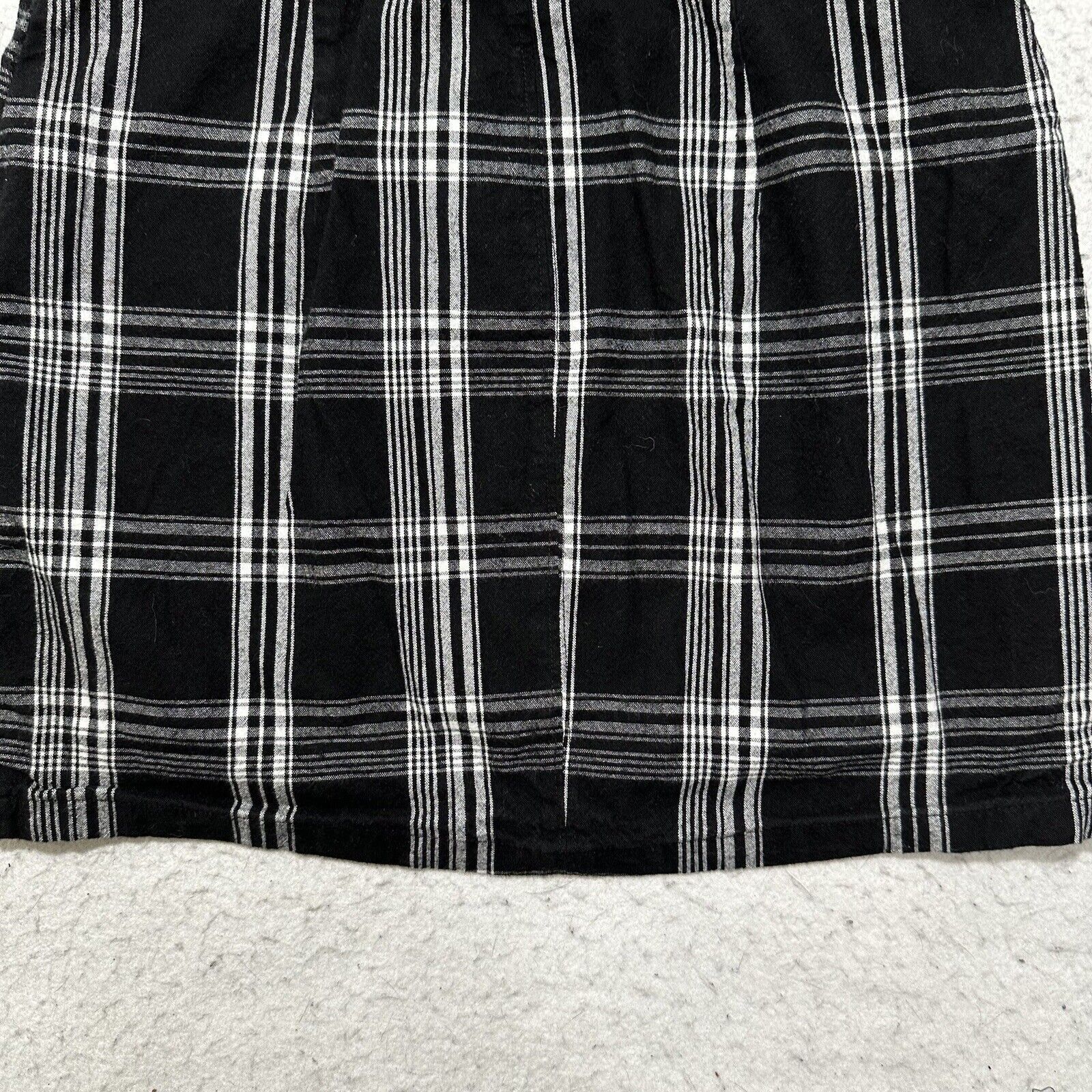 Hollister Hollister Small High Rise Black White Plaid Mini Skirt Size 28" / US 6 / IT 42 - 10 Thumbnail