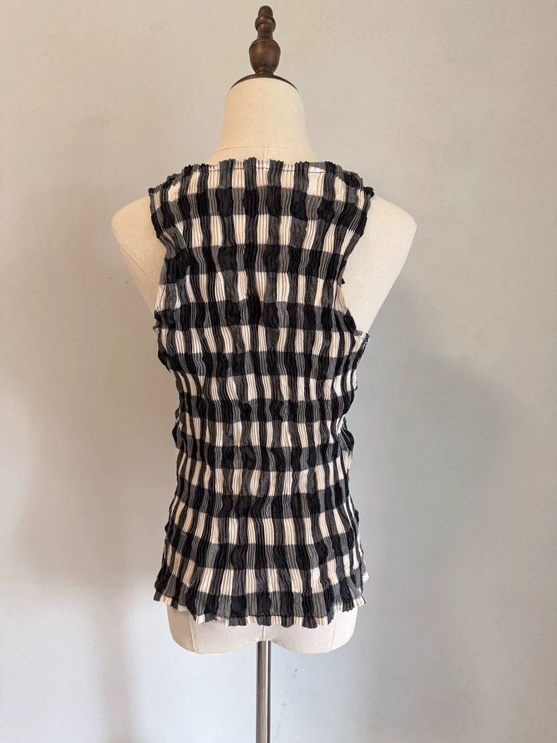Issey Miyake Issey Miyake Black and gray main line checkered vest Size L / US 10 / IT 46 - 2 Thumbnail