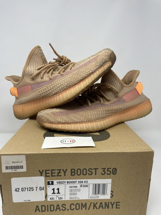 yeezy clay size 11