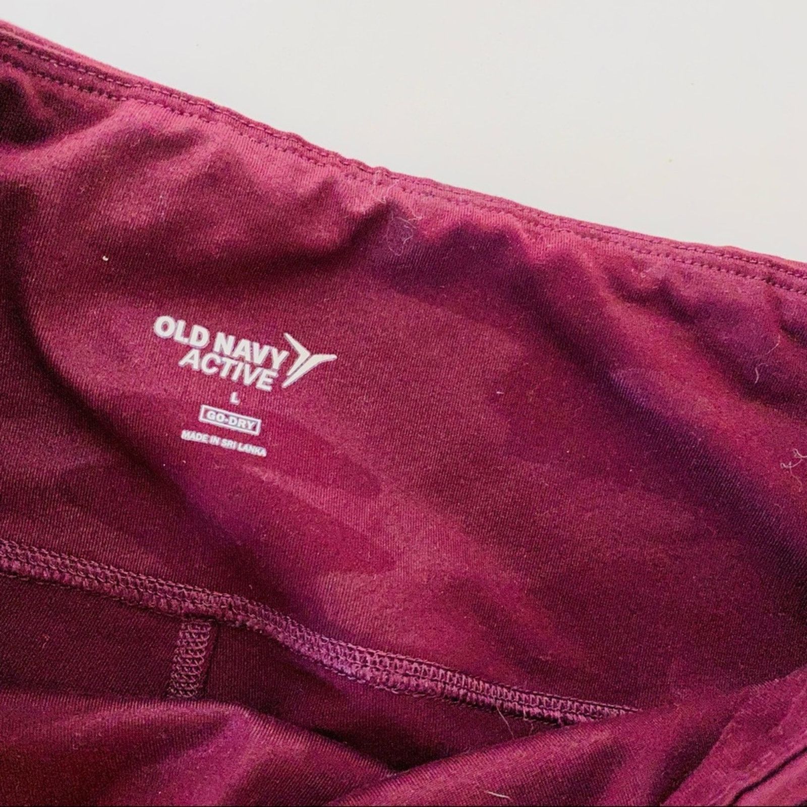 Old Navy OLD NAVY Purple Camo Print High Rise Waisted Biker Shorts 8" Size 29" - 6 Thumbnail