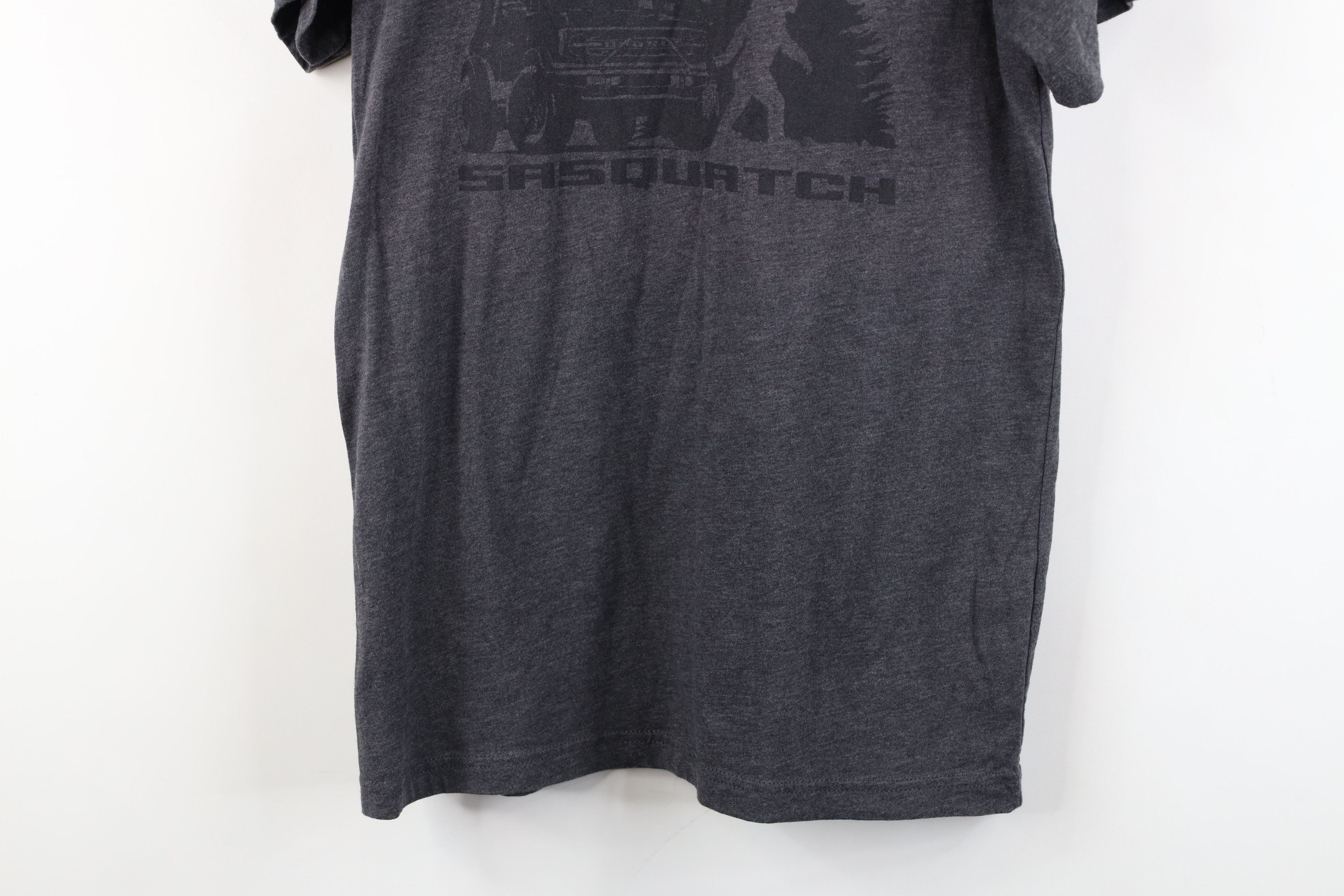 Vintage Ford Motor Co Sasquatch Jersey Knit T-Shirt Charcoal Gray Size US M / EU 48-50 / 2 - 3 Thumbnail