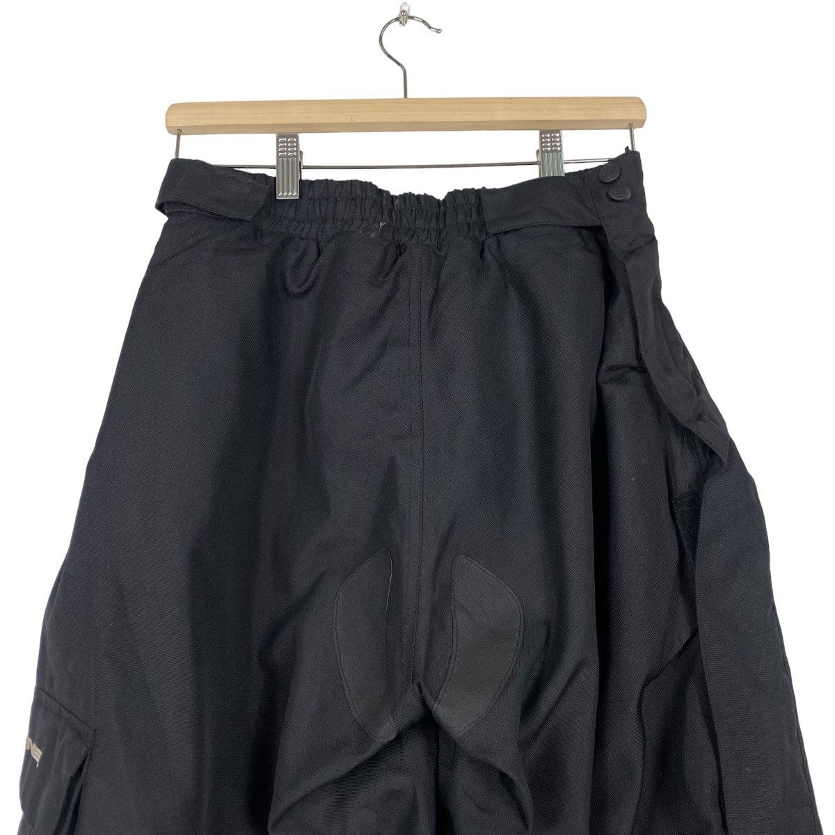Japanese Brand Komine cargo rider pant Size US 33 - 8 Thumbnail