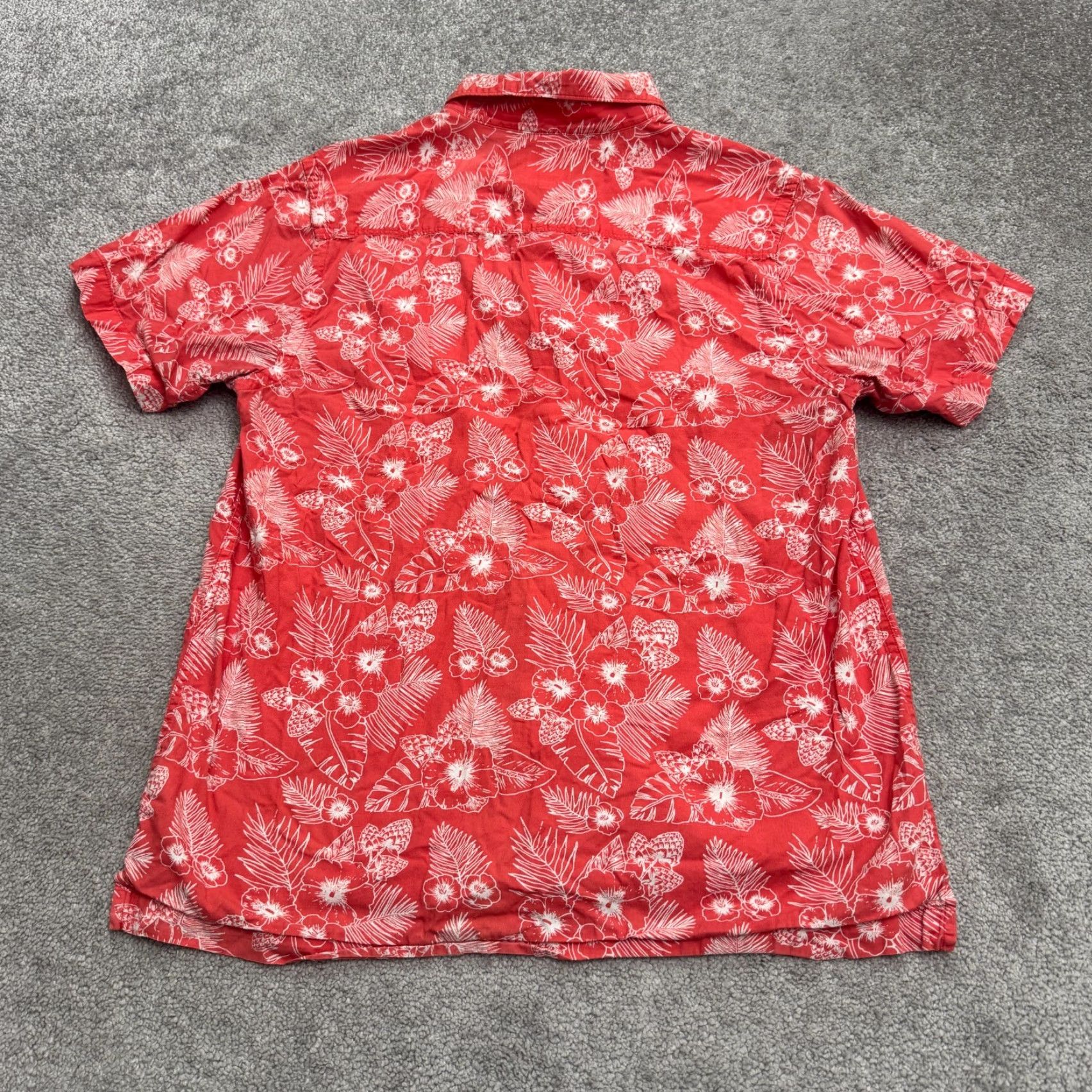 Vintage Toes On The Nose x Ballast Point Button-Up Shirt Adults Medium Red Floral Beach Hawaiian Short Sleeve Cotton 42in Chest Mens Size US M / EU 48-50 / 2 - 2 Thumbnail