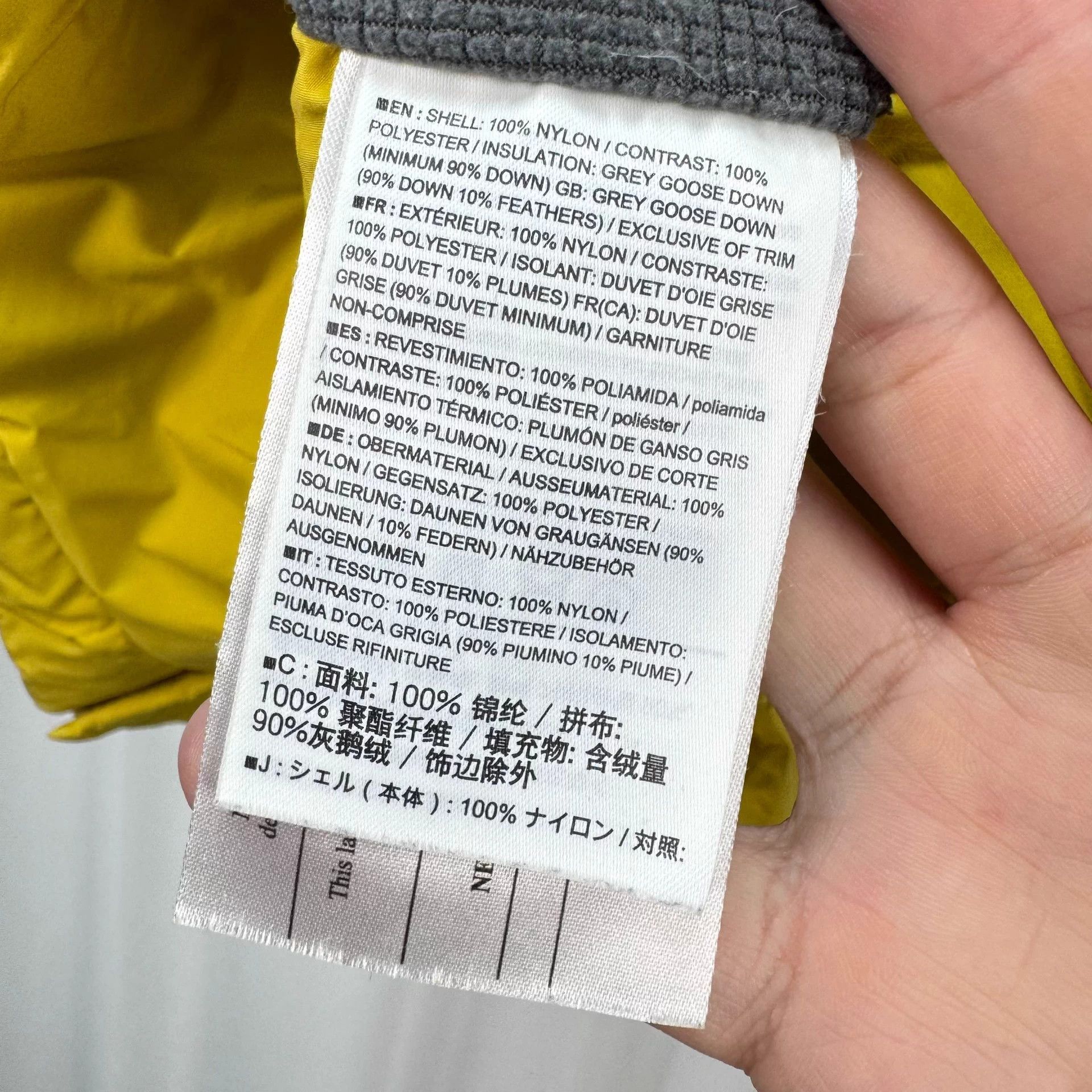Arc'teryx Arcteryx Printed Down Vest M Near New KL10354 Size M / US 6-8 / IT 42-44 - 6 Thumbnail