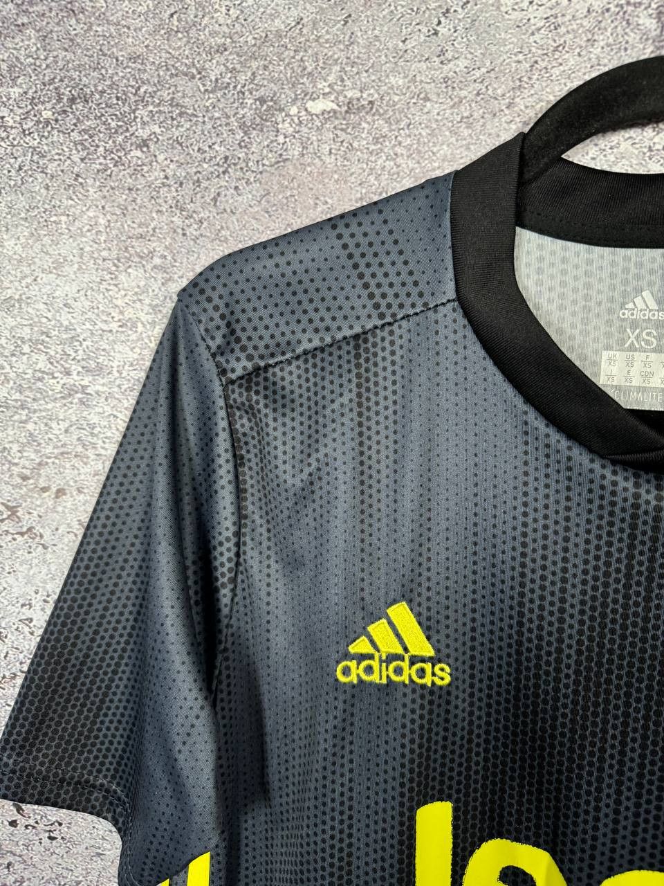 Other RONALDO Vintage Juventus 2018/19 Third Fan Soccer Jersey Size US XS / EU 42 / 0 - 7 Thumbnail