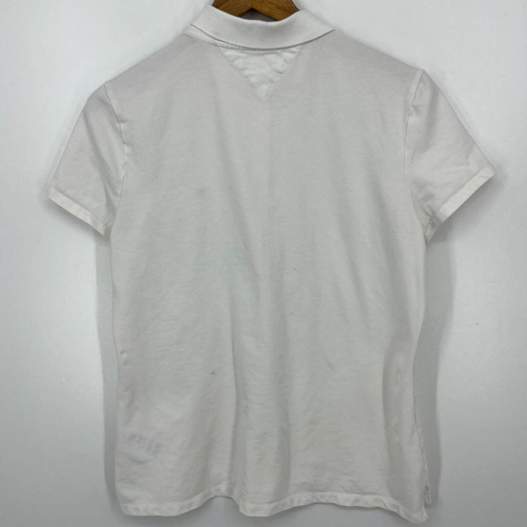 Tommy Hilfiger Tommy Hilfiger Polo Shirt Women's XL White Solid Cotton Blend Logo Button Collared Casual Times: 90s? (adjusted) Size XL / US 12-14 / IT 48-50 - 7 Thumbnail