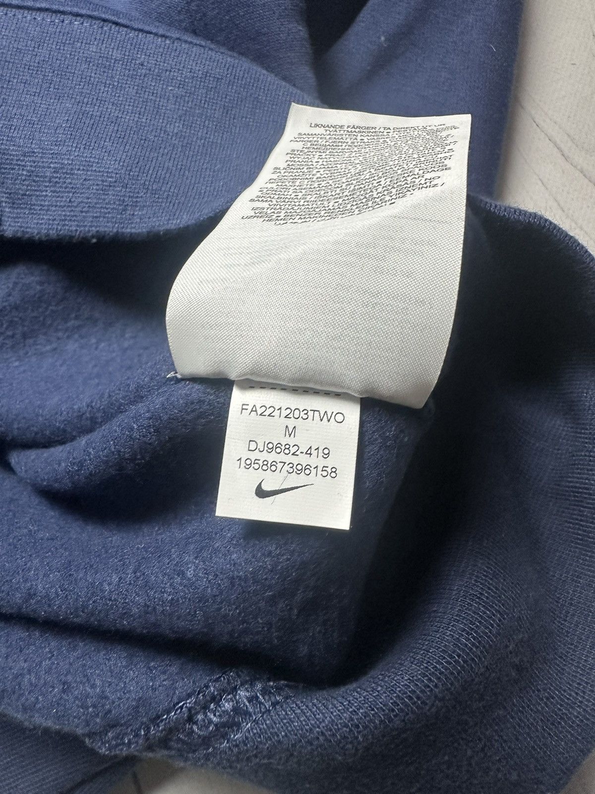 Nike Chelsea soccer Nike sweatshirt CFC size M logo Size US M / EU 48-50 / 2 - 5 Thumbnail