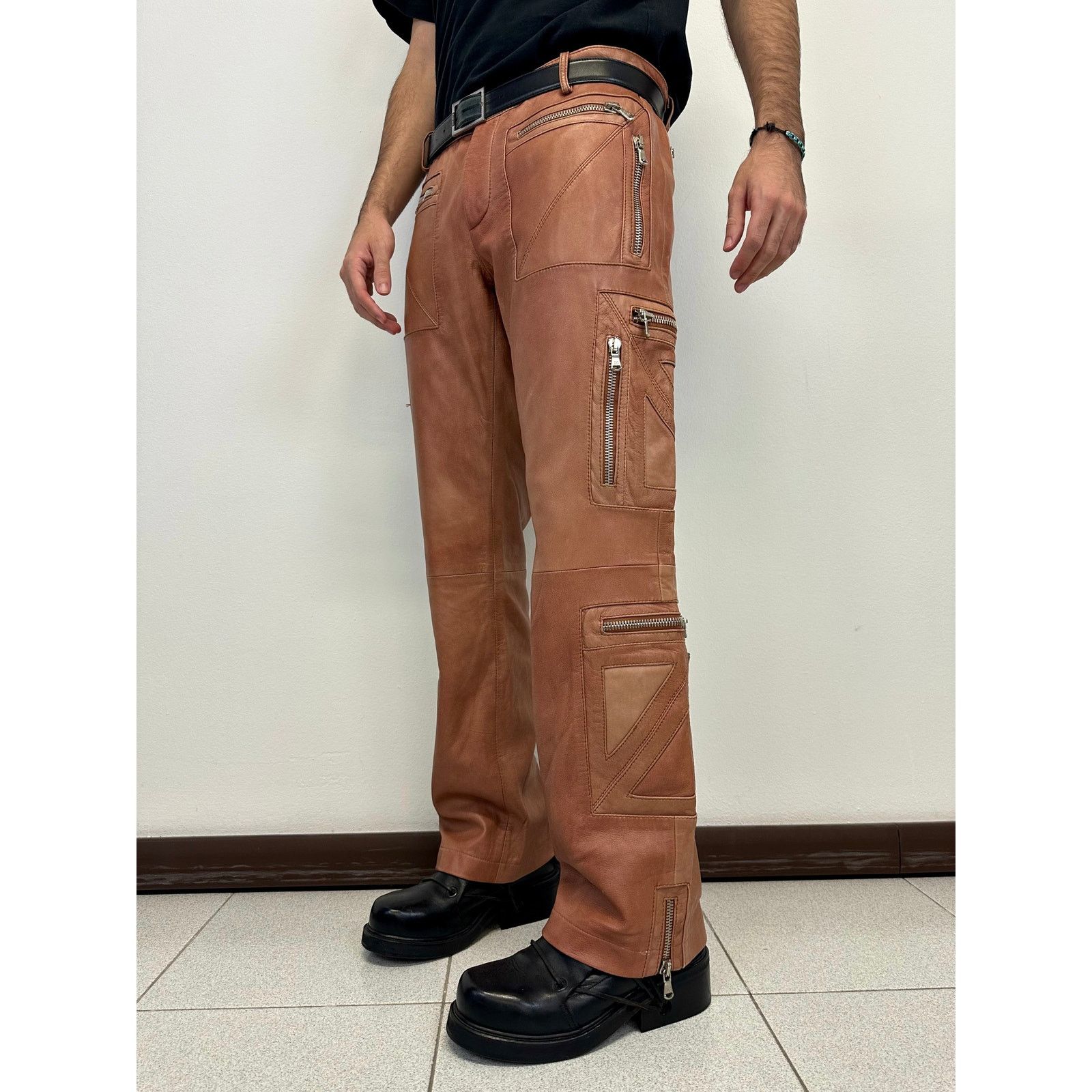 Dolce & Gabbana SS2002 Dolce & Gabbana leather zipper flight cargo pants Size US 34 / EU 50 - 2 Thumbnail