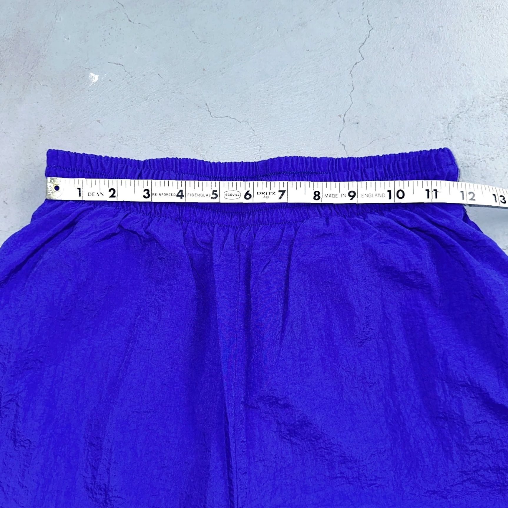 Nike VINTAGE Nike 90s Windbreaker Track Pants Men S Purple Nylon Activewear Zip Size US 29 - 5 Thumbnail