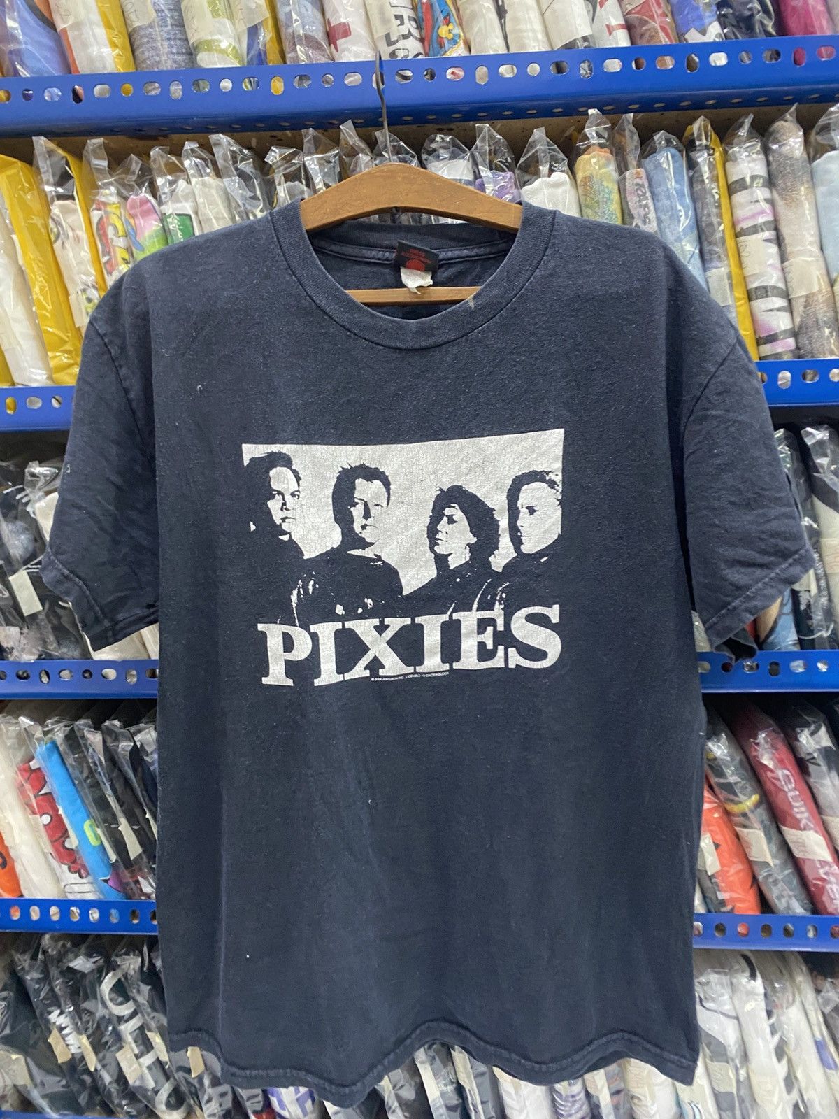 Band Tees VINTAGE PIXIES Y2K BAND TEES Size US M / EU 48-50 / 2 - 2 Thumbnail