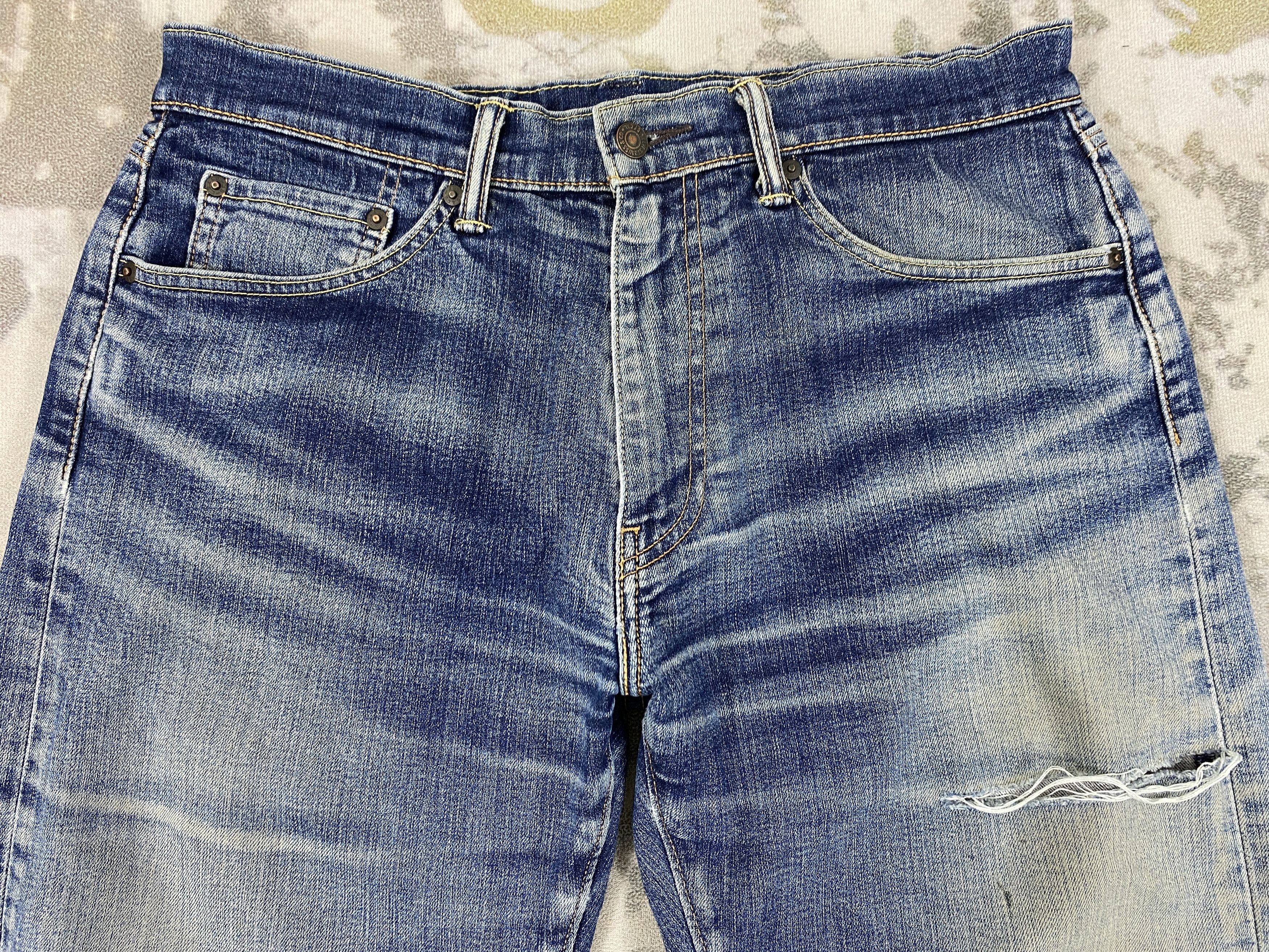 Levi's × Vintage Distressed Blue Vintage Levi's 505 Jeans 34x29 Denim- JN3755 Size US 34 / EU 50 - 3 Thumbnail