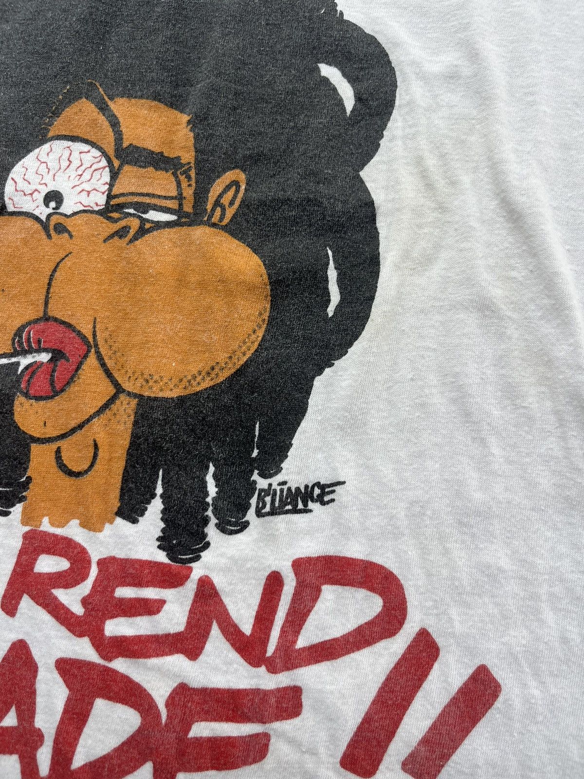 Vintage Vintage Fume Pas La Moquette… Ca Rend Malade !! 90’s T-shirt Size US XL / EU 56 / 4 - 6 Thumbnail