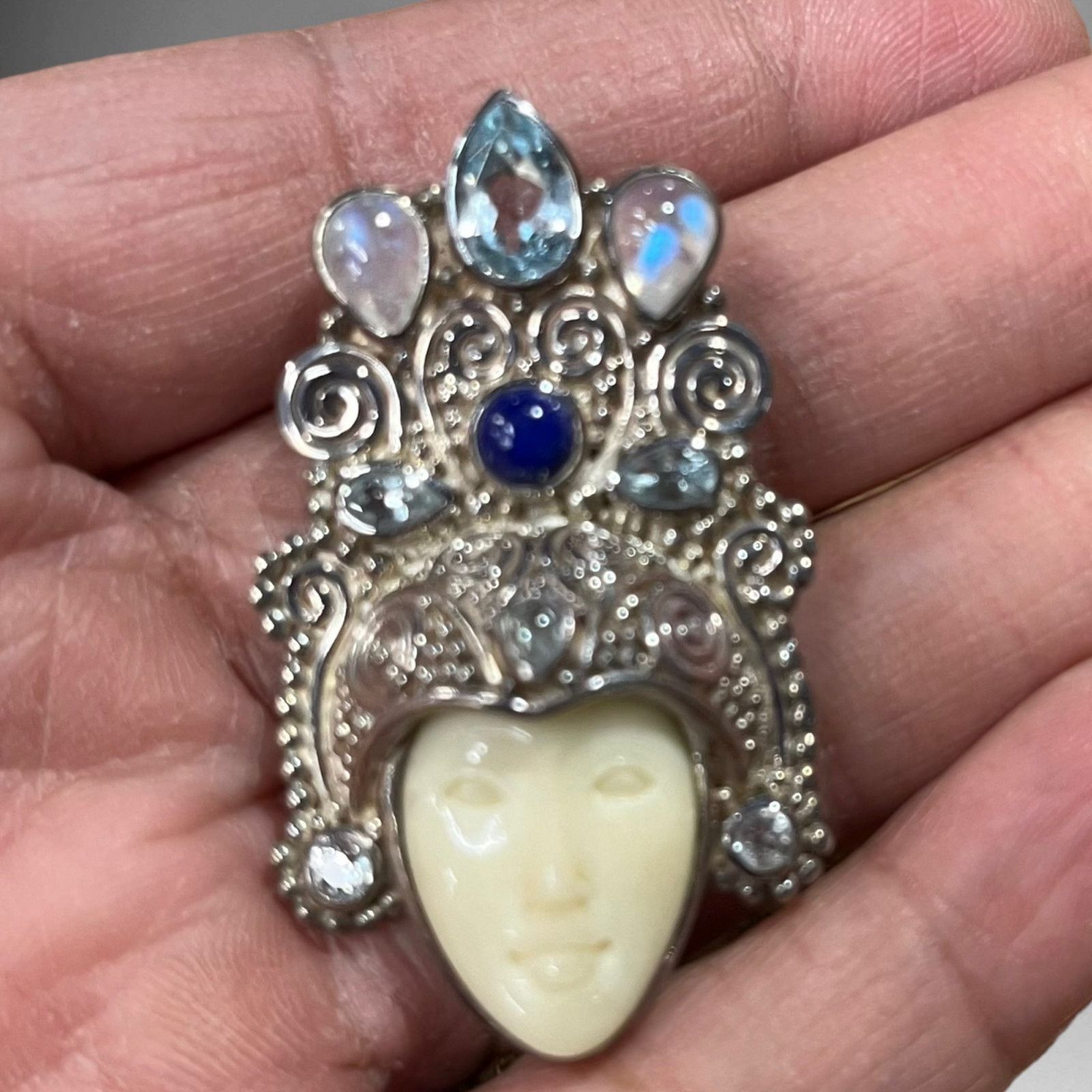 Other Sajen VTG Goddess Brooch Carved Stone Moonstone Headress 925 Size ONE SIZE - 1 Thumbnail