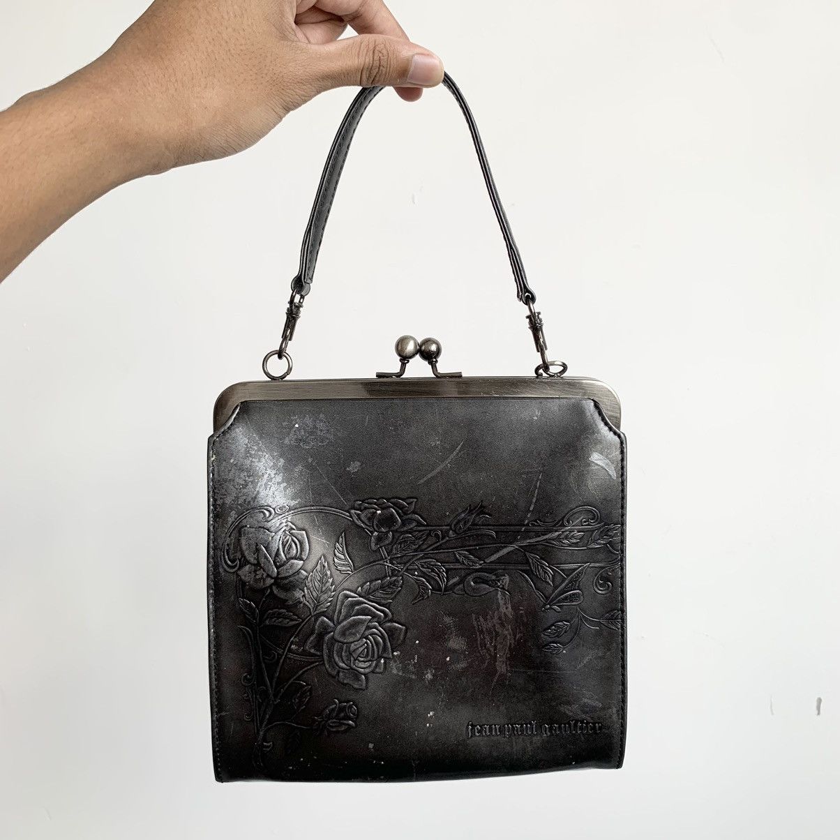 Jean Paul Gaultier Jean Paul Gaultier Roses Silver Clasp Handbag Size ONE SIZE - 1 Thumbnail
