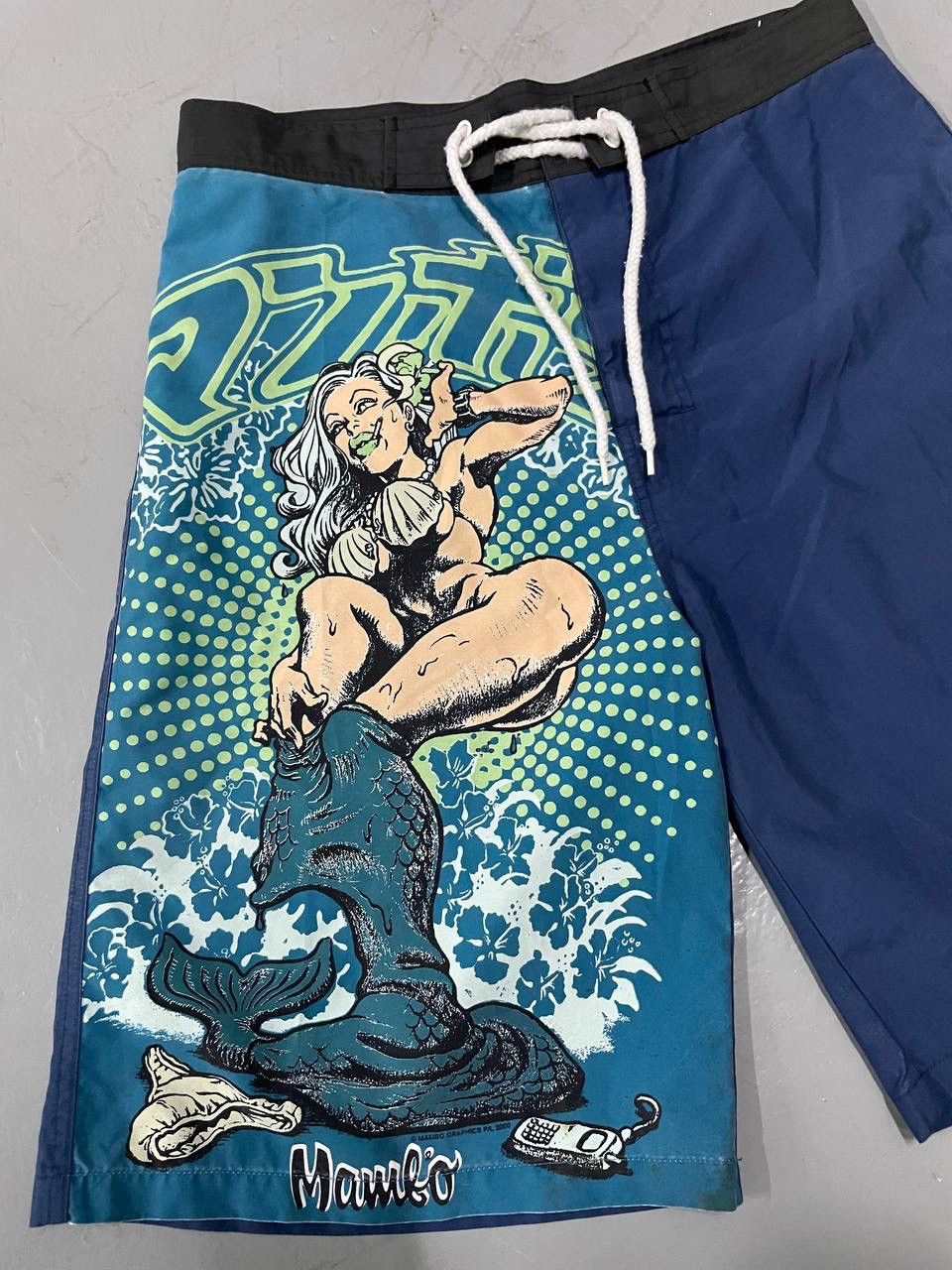 Mambo Mambo surf pants motif sexy girl Size US 32 / EU 48 - 9 Thumbnail