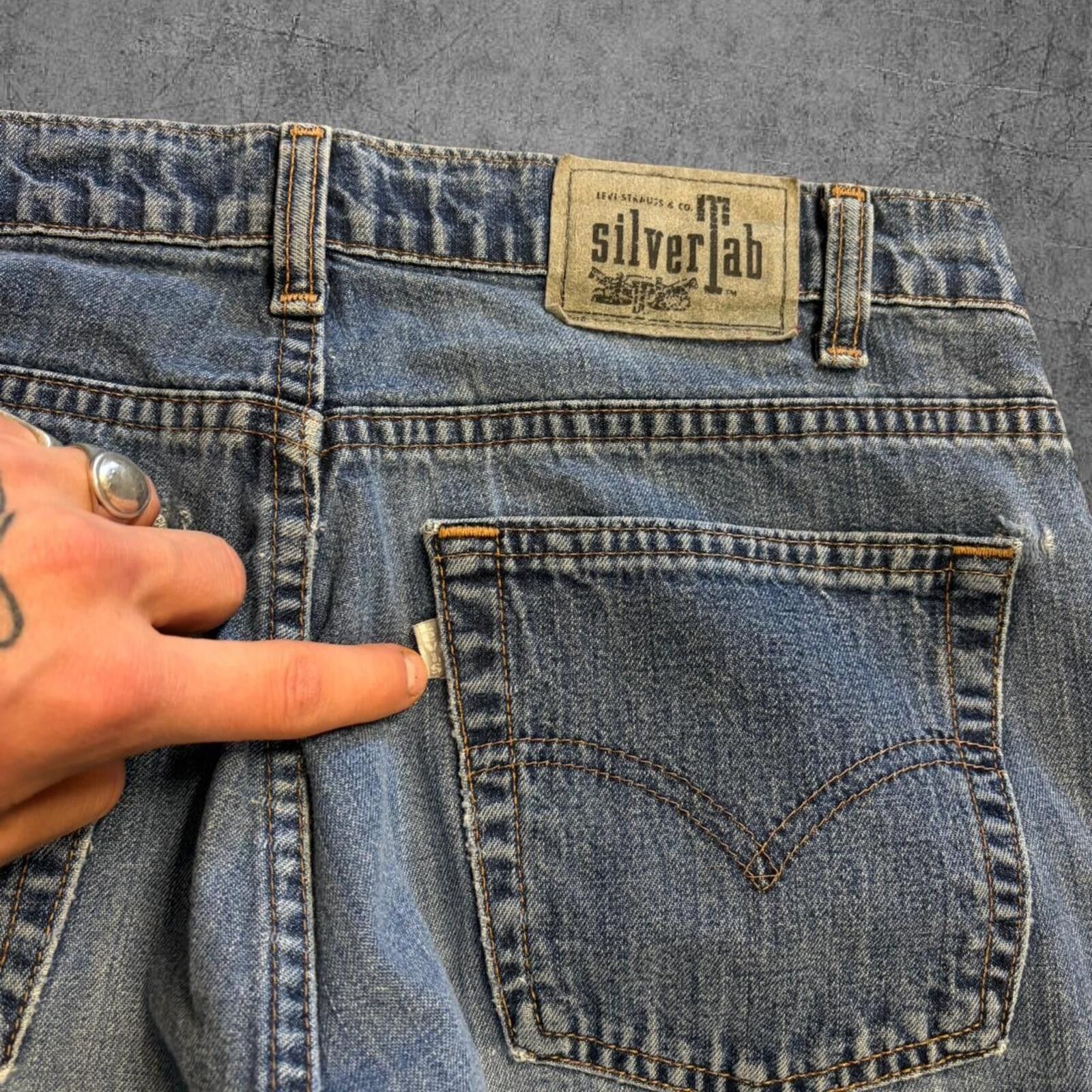 Levi's Vintage 90s Levi Silver Tab Relaxed Fit Jeans Size US 33 - 2 Thumbnail