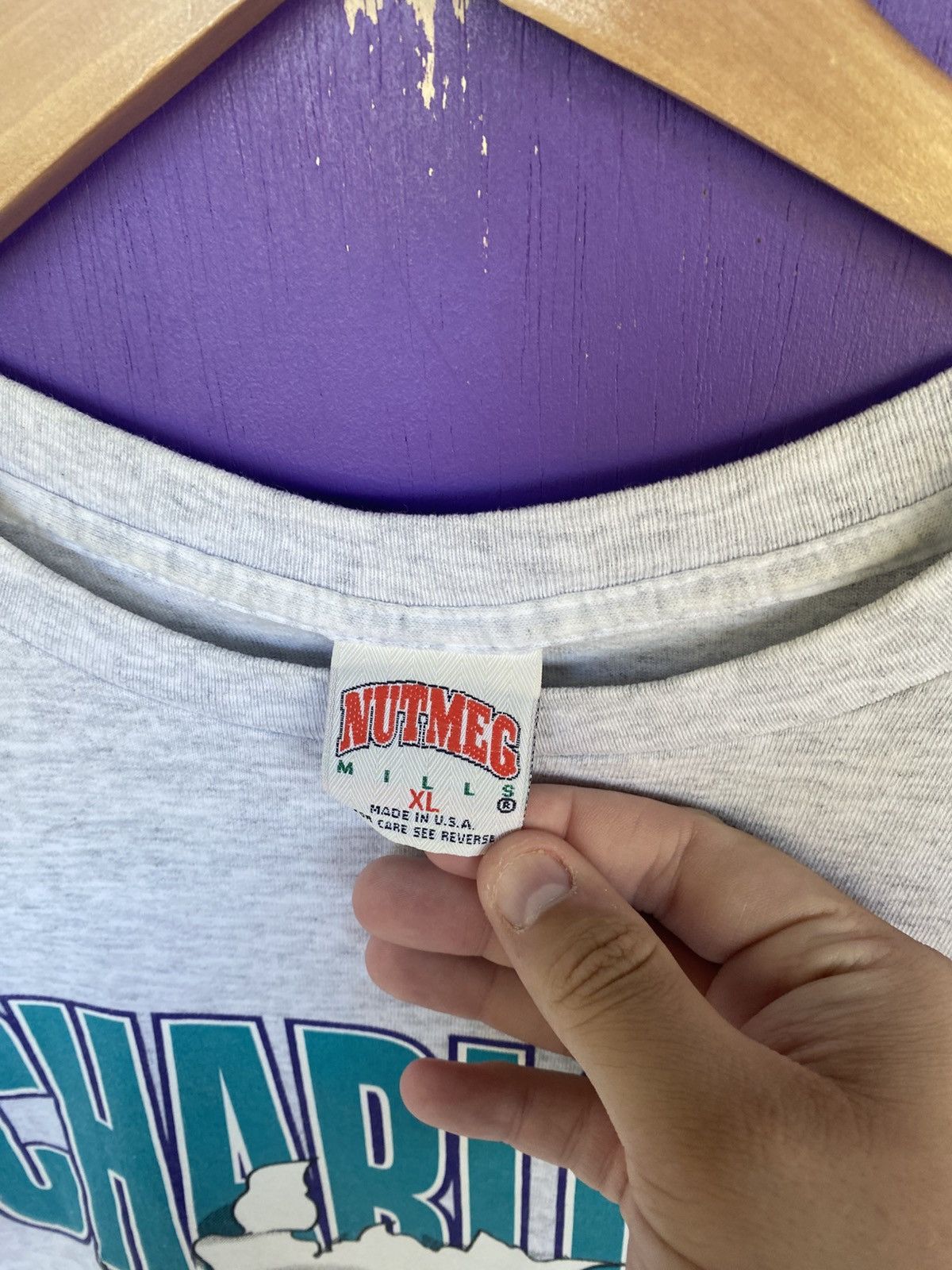 Nutmeg Vintage 90s Nutmeg Charlotte hornets breakthrough t-shirt Size US XL / EU 56 / 4 - 4 Thumbnail