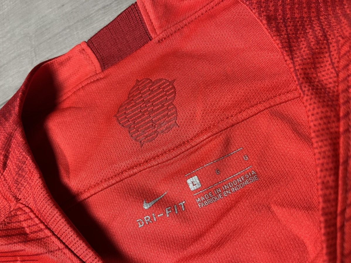 Nike Nike England jersey all print 2018/19 home jersey Size US L / EU 52-54 / 3 - 5 Thumbnail