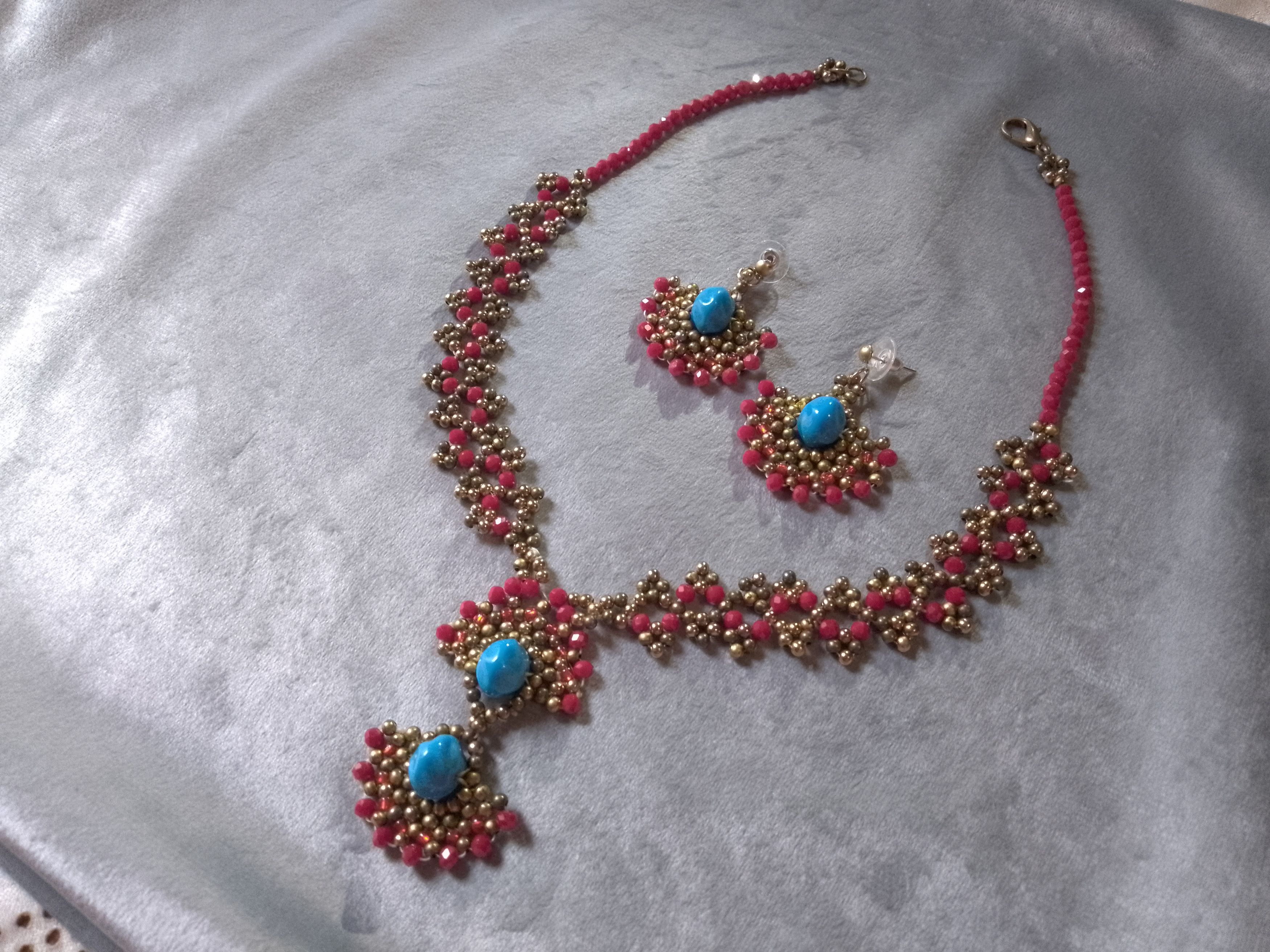 Handmade Necklace Earrings Vintage. Red crystals Blue resin. Pendant Size ONE SIZE - 5 Thumbnail