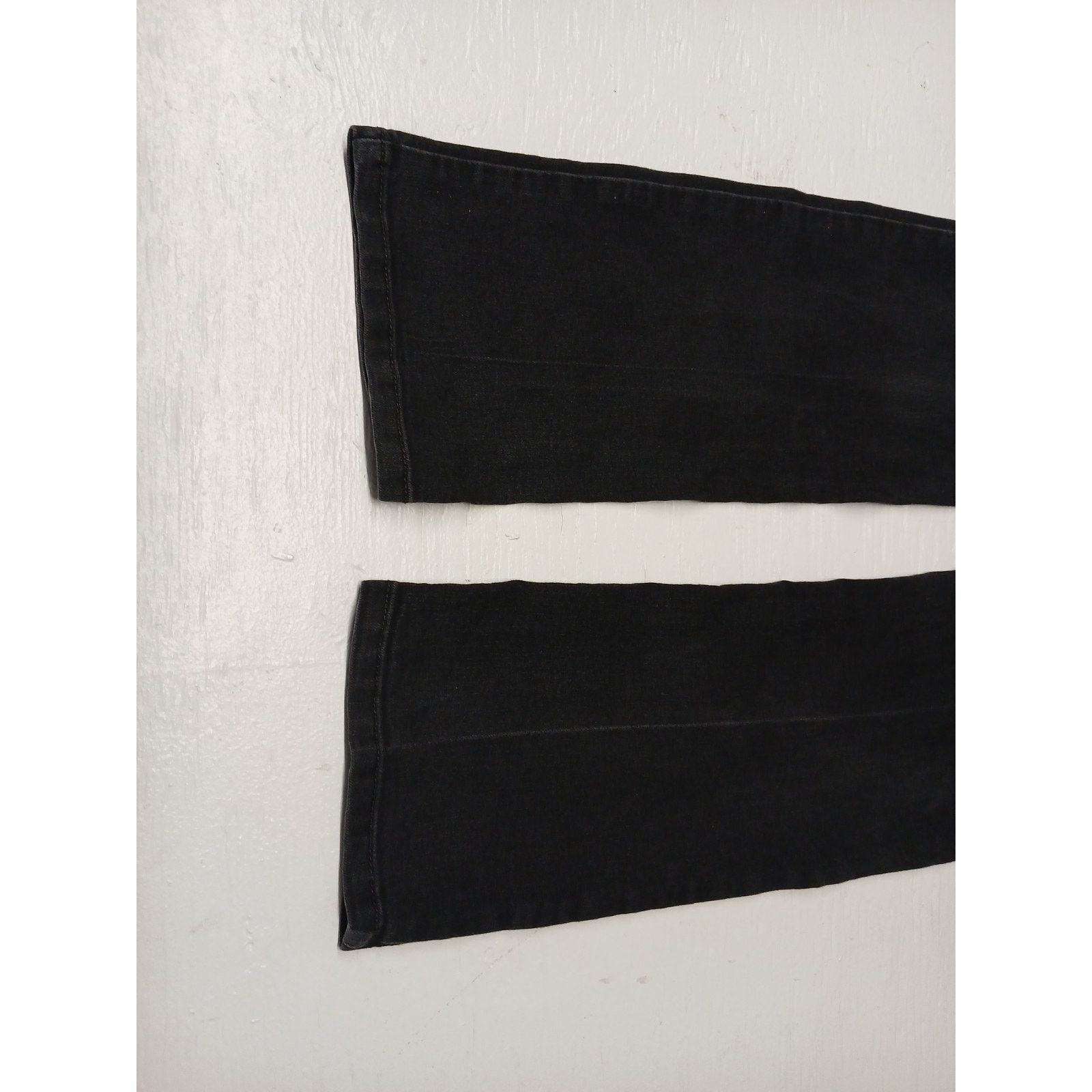Other The Limited Denim Simply Straight (6L) Relaxed Black Jeans Size 28" / US 6 / IT 42 - 10 Thumbnail
