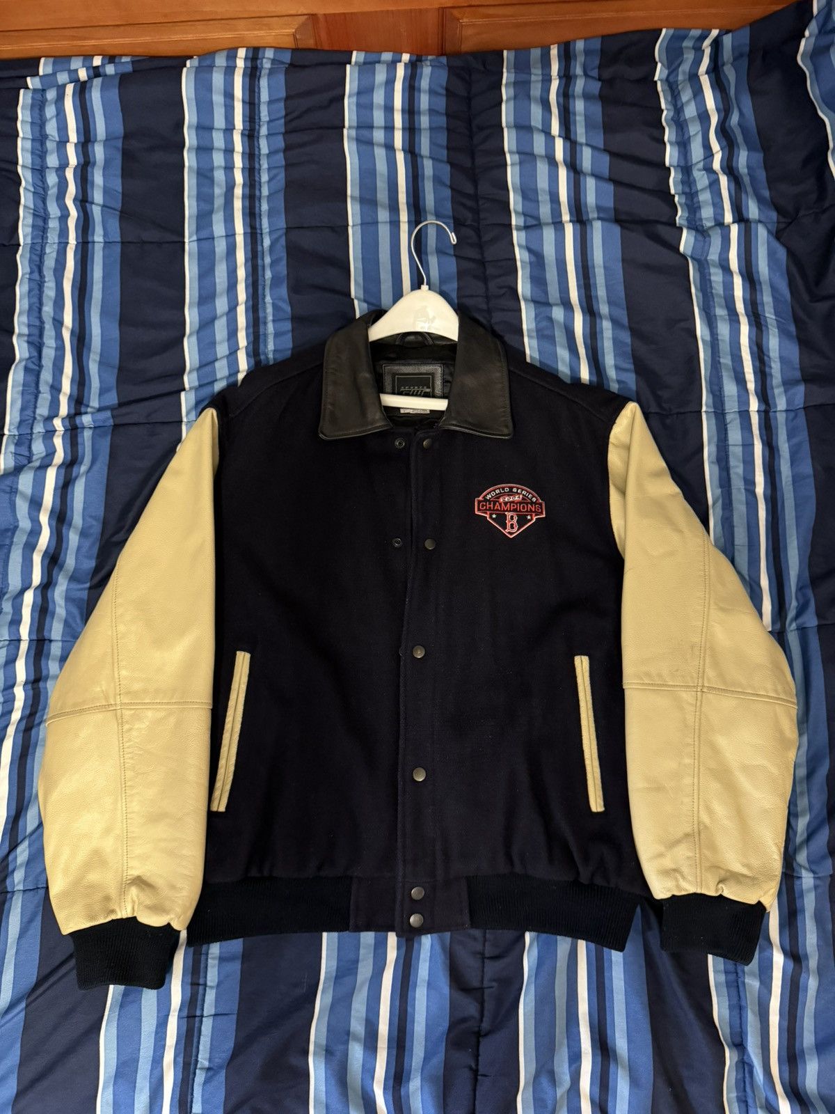Majestic Boston Red Sox 2004 World Series Championship Varsity Jacket Size US L / EU 52-54 / 3 - 1 Thumbnail