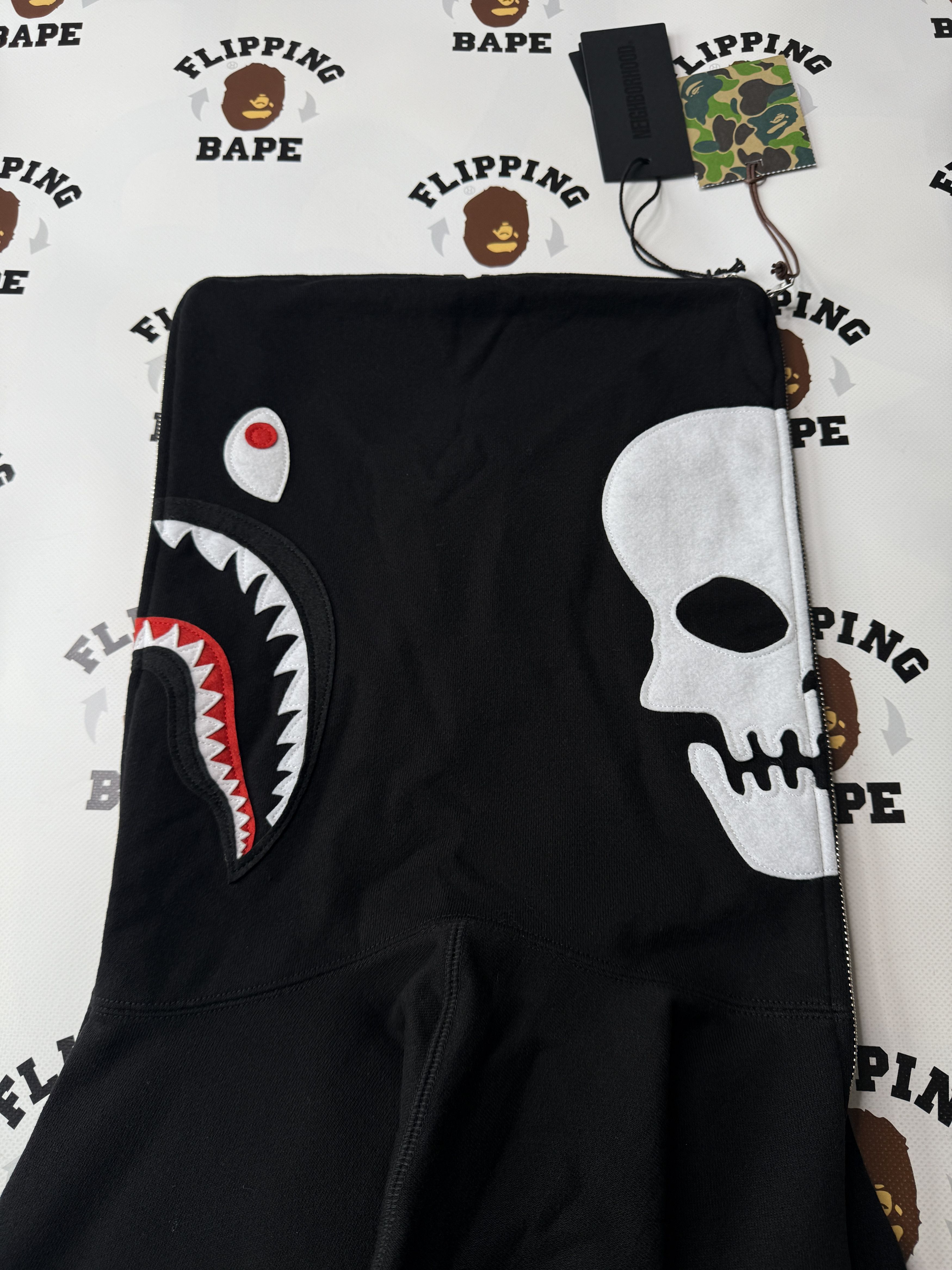 Bape × Neighborhood BAPE X NBHD TWO FACE HALF ZIP PULLOVER HOODIE Size US L / EU 52-54 / 3 - 5 Thumbnail